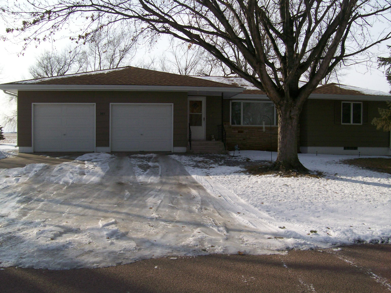 207 King St