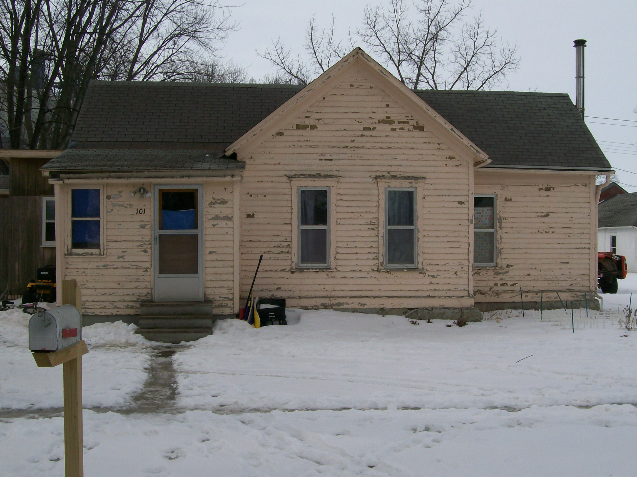 101 N 4th St
