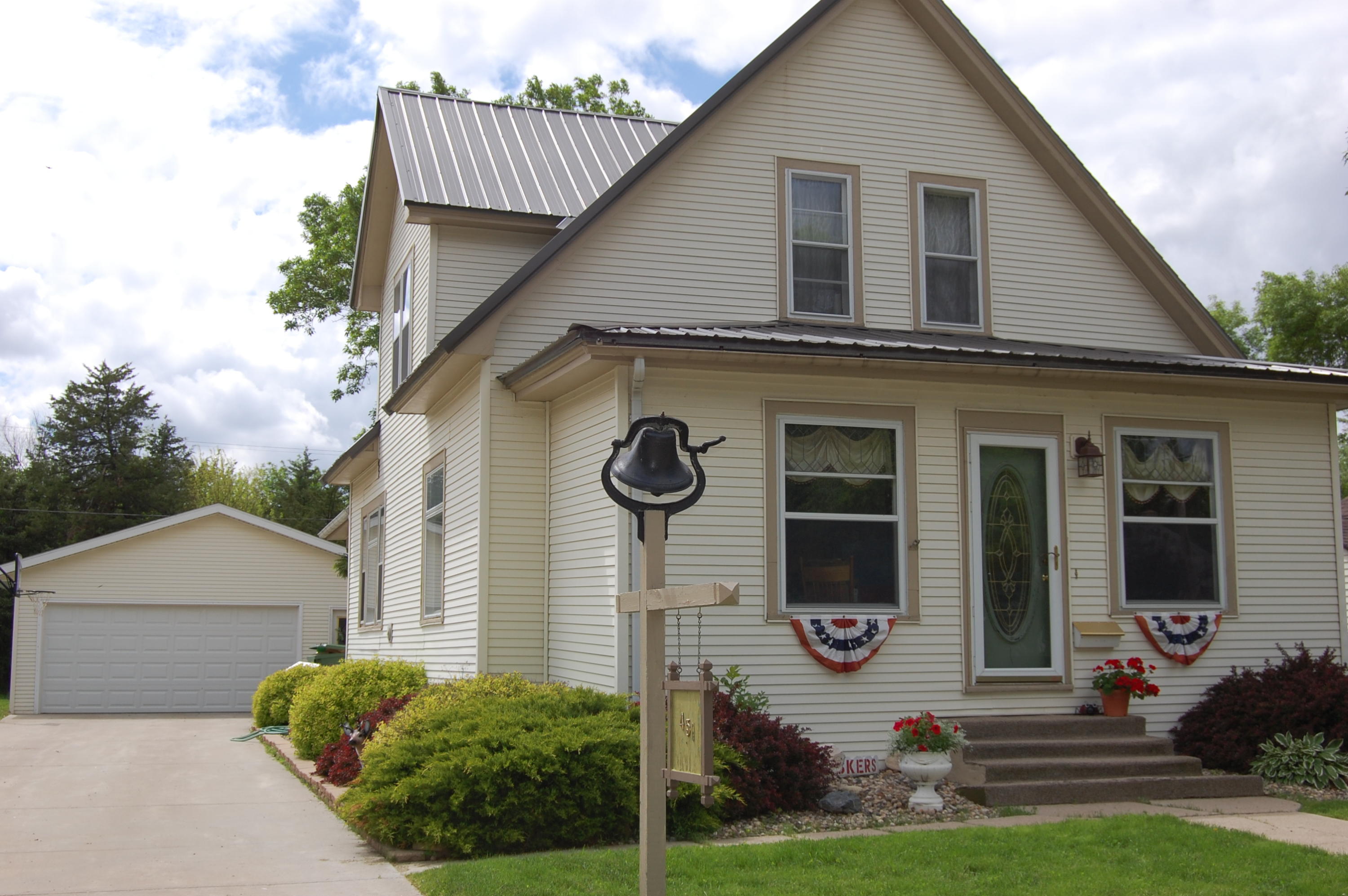 451 N 3rd
