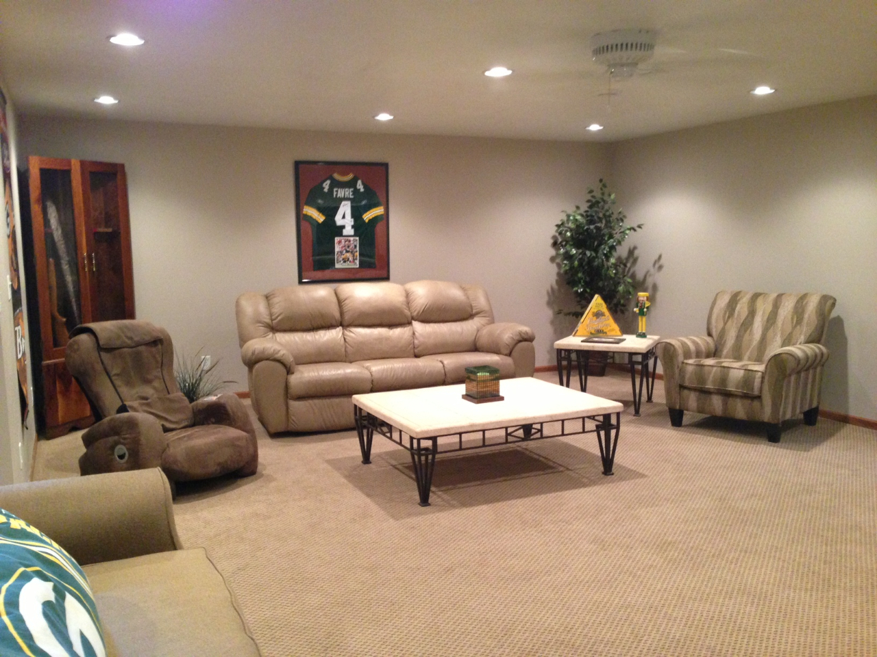 3016 Maui Dr