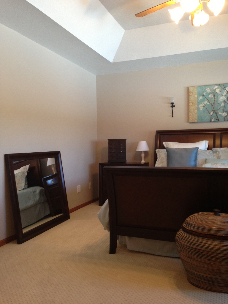 3016 Maui Dr