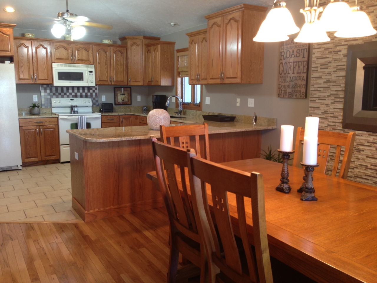 3016 Maui Dr