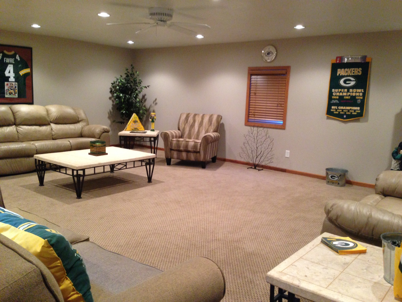 3016 Maui Dr