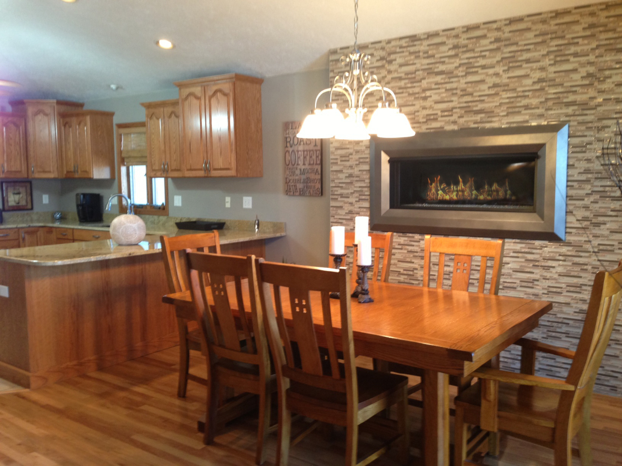 3016 Maui Dr