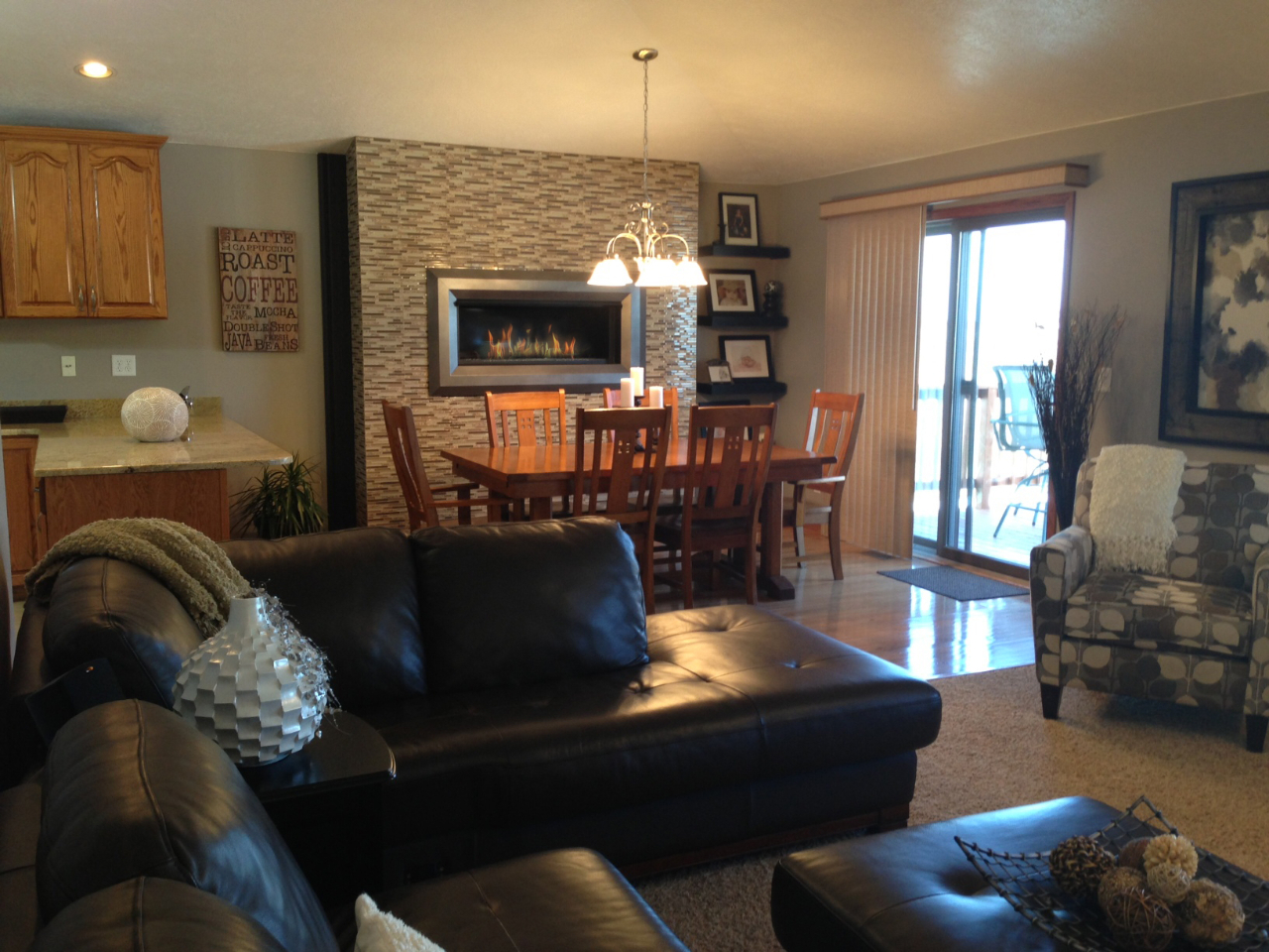 3016 Maui Dr