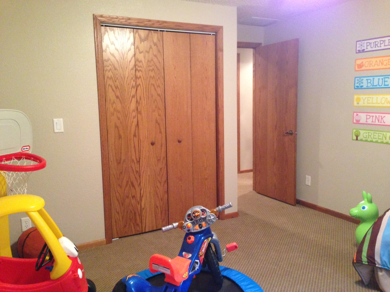3016 Maui Dr
