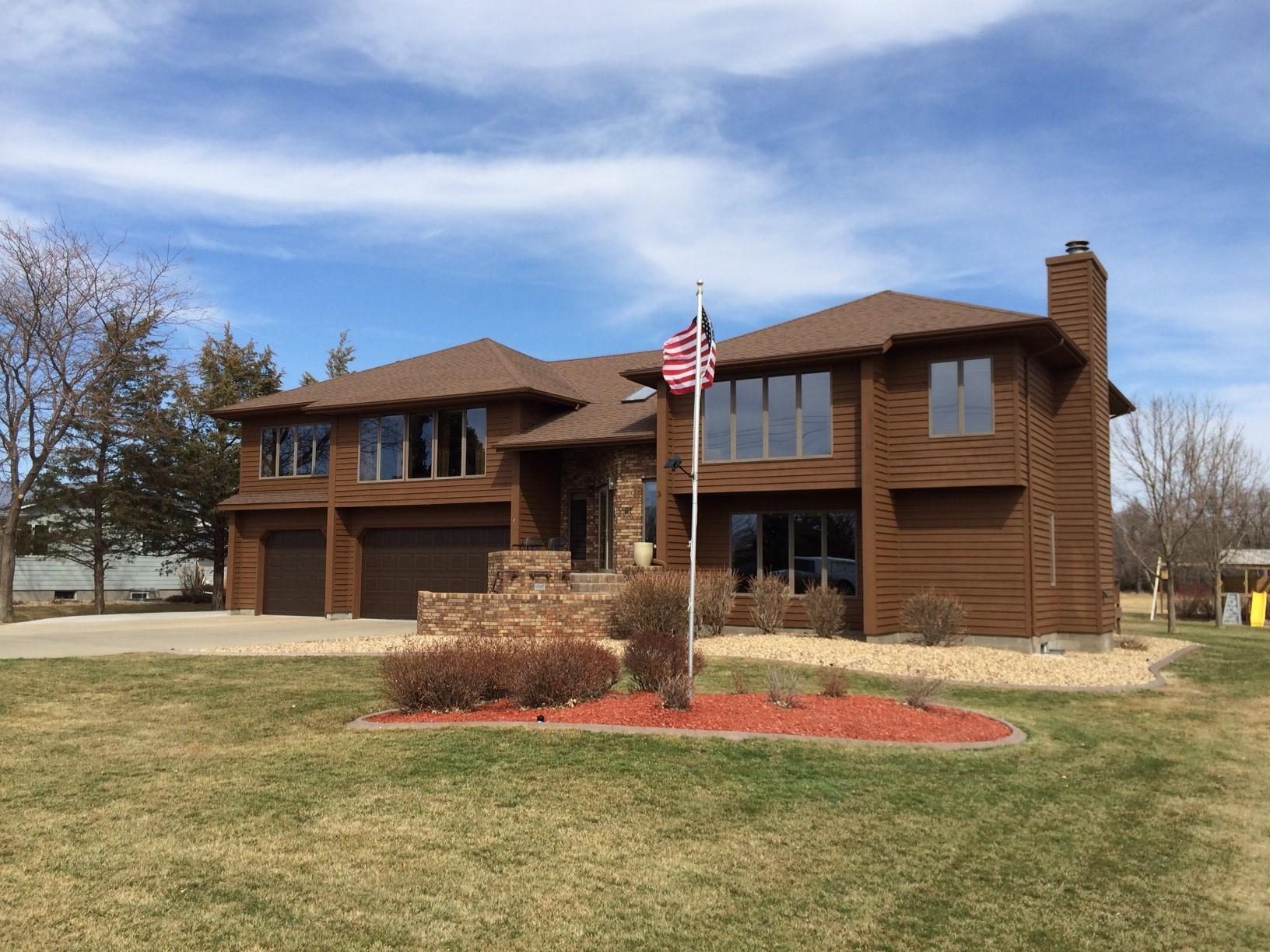97 N Harmon Dr