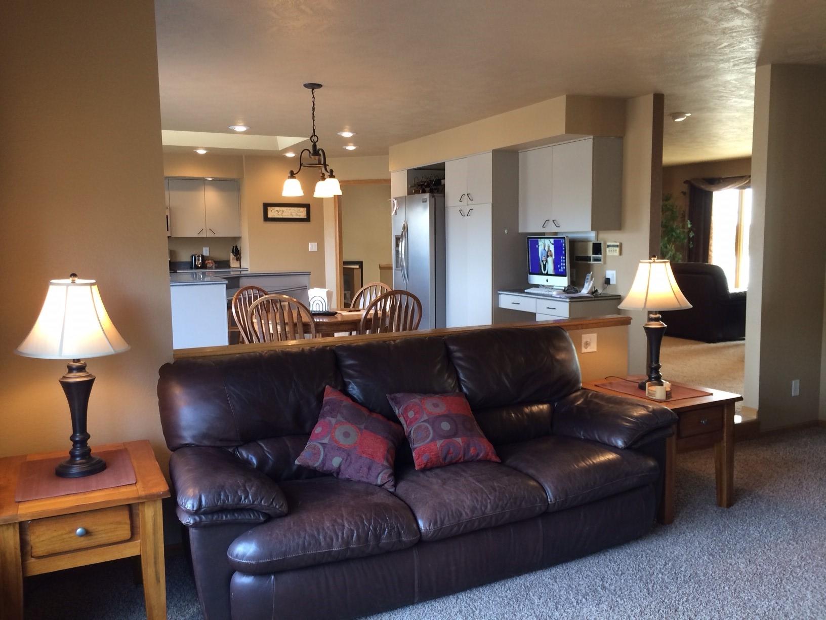 97 N Harmon Dr