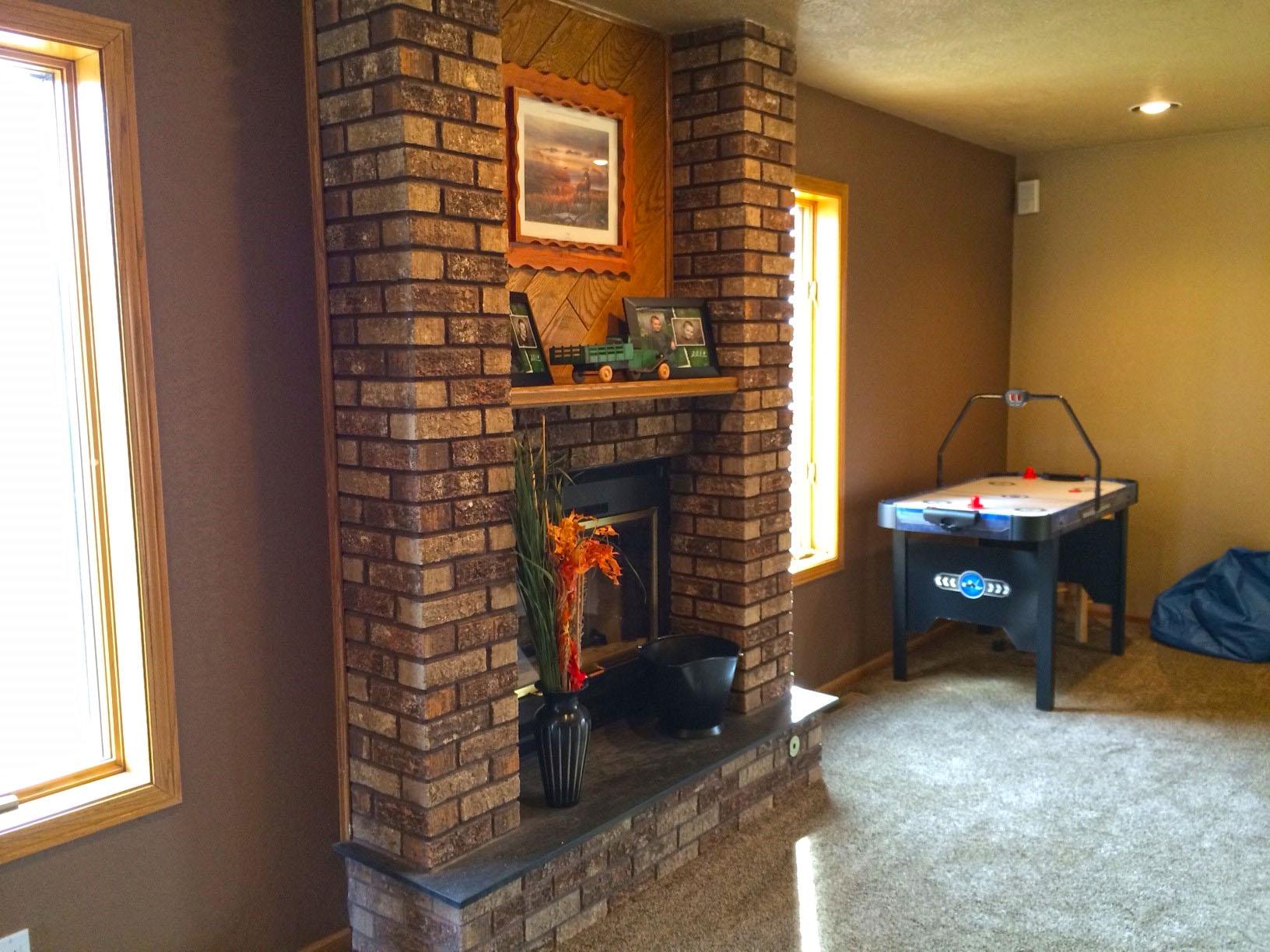 97 N Harmon Dr