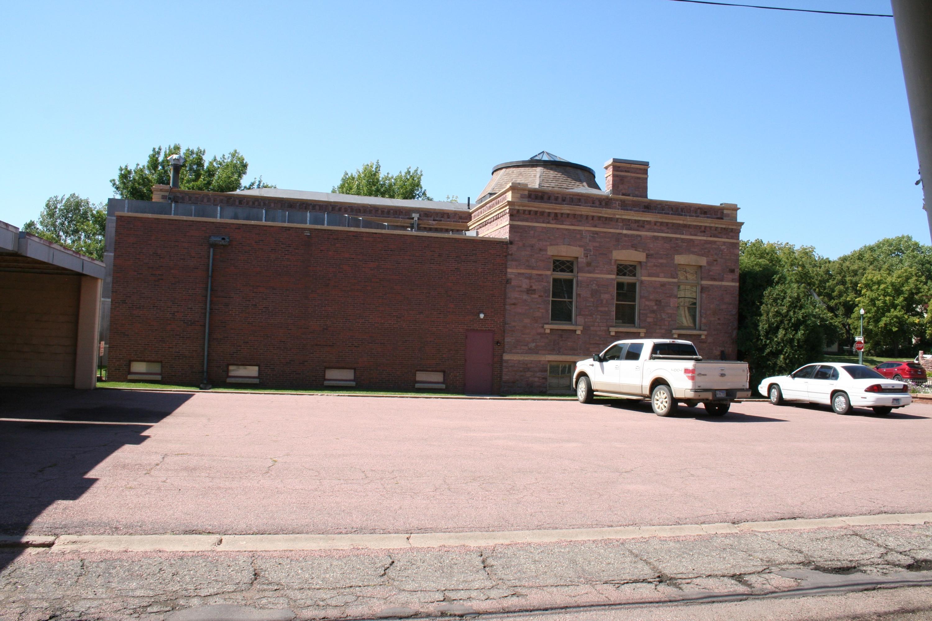 217 N Main St