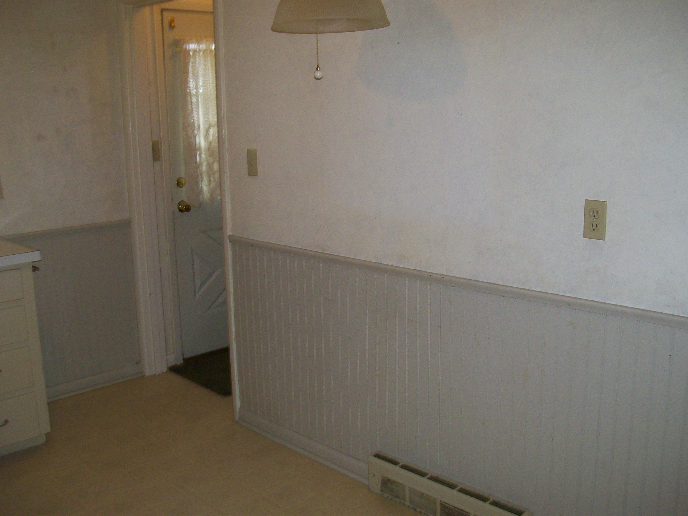 900 W 6th St