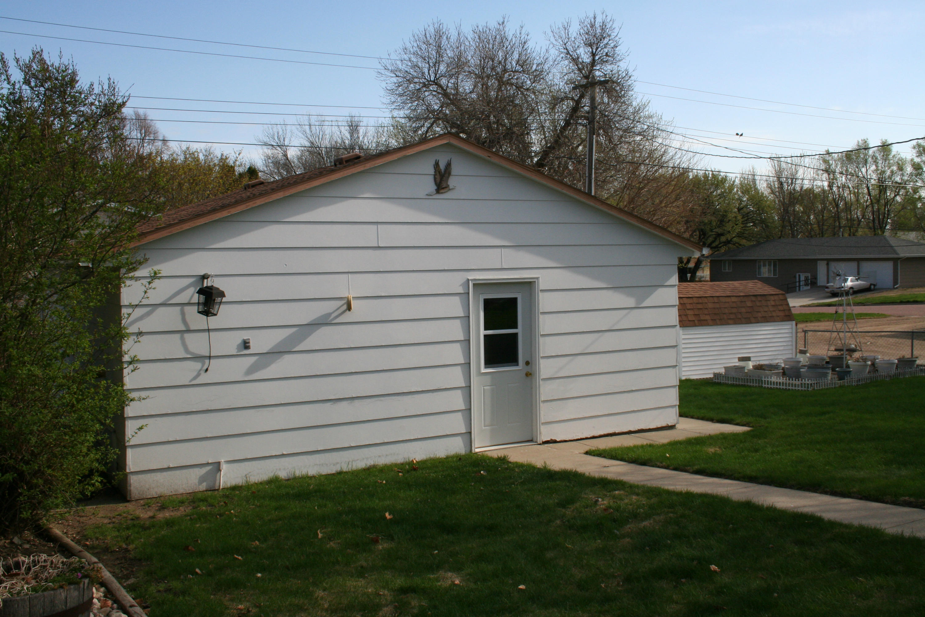 1106 W 5TH Ave