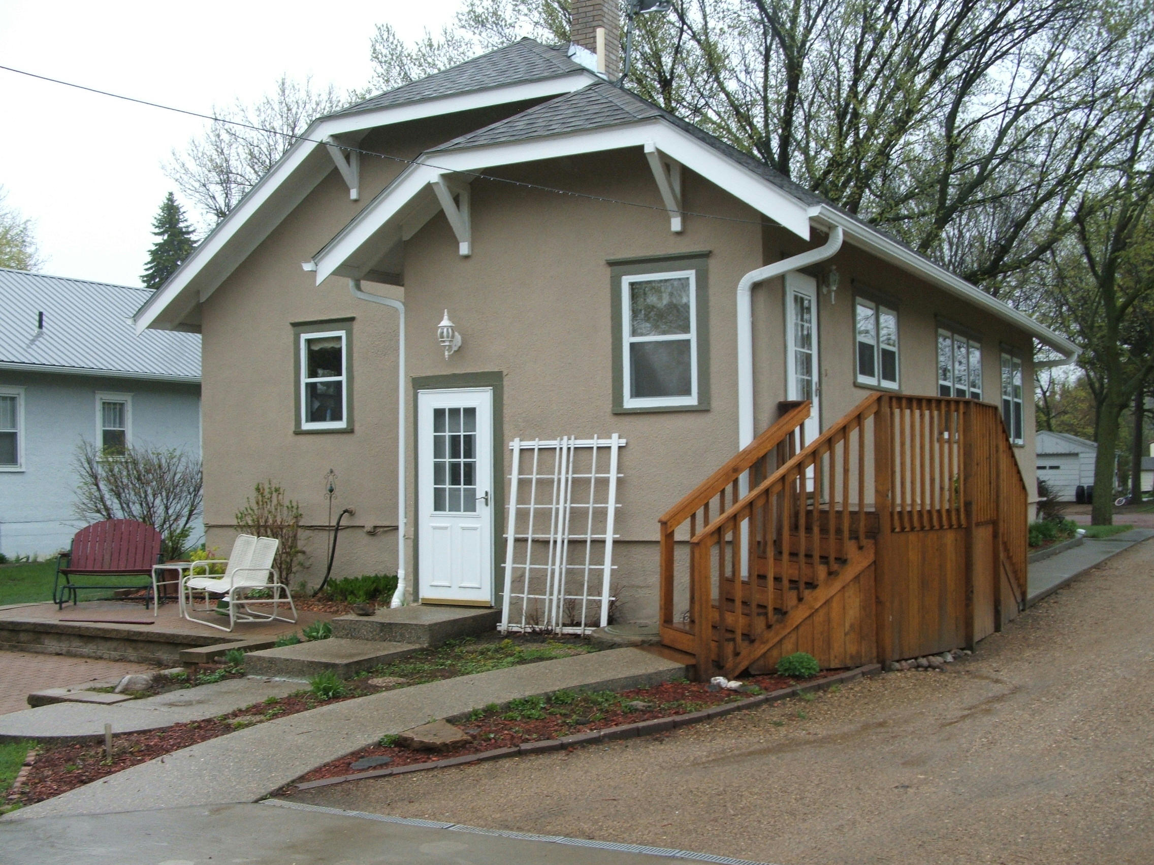 408 N 3rd Ave