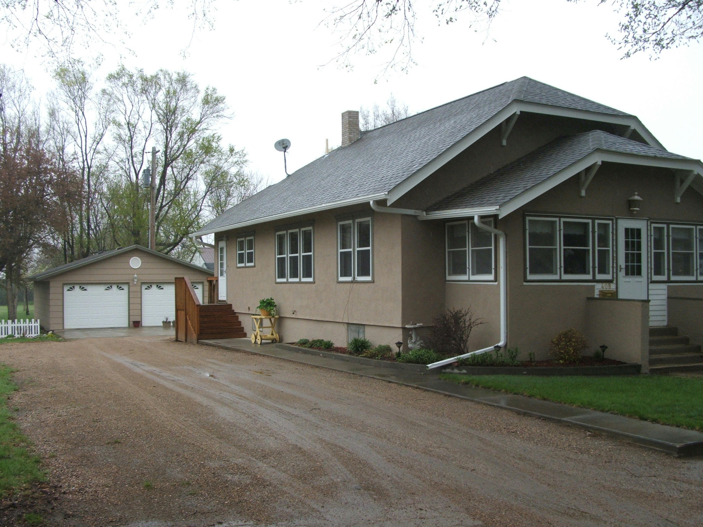 408 N 3rd Ave