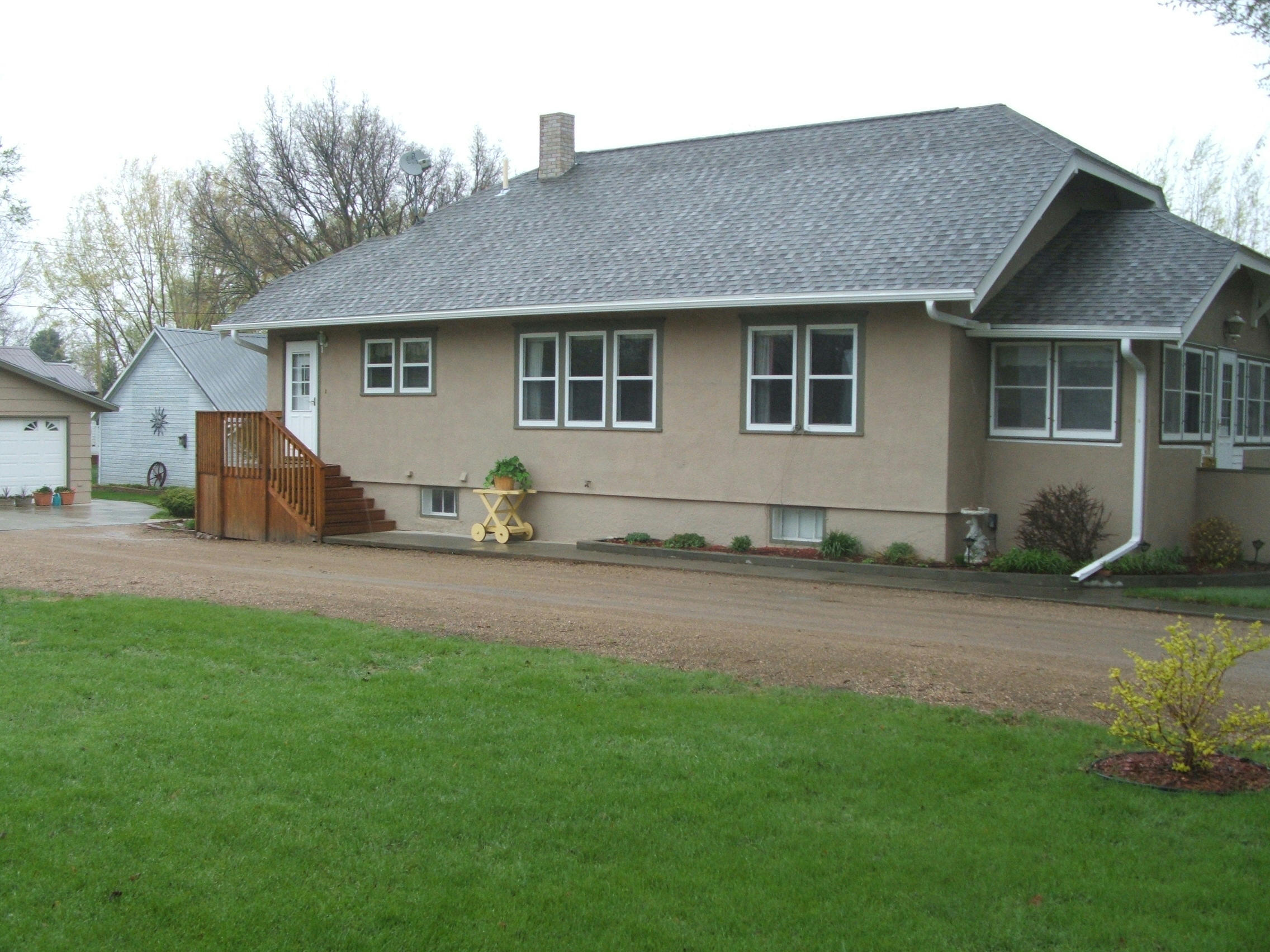 408 N 3rd Ave