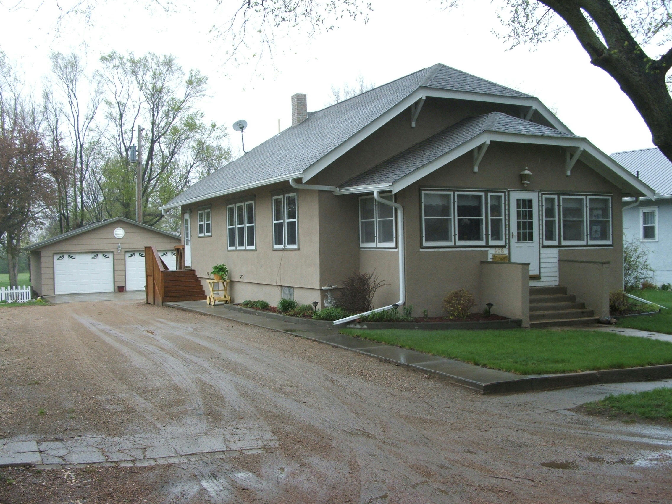 408 N 3rd Ave