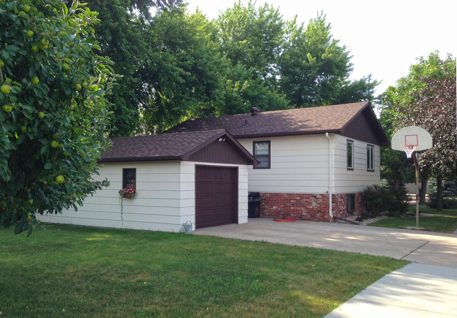 620 W 13th Ave