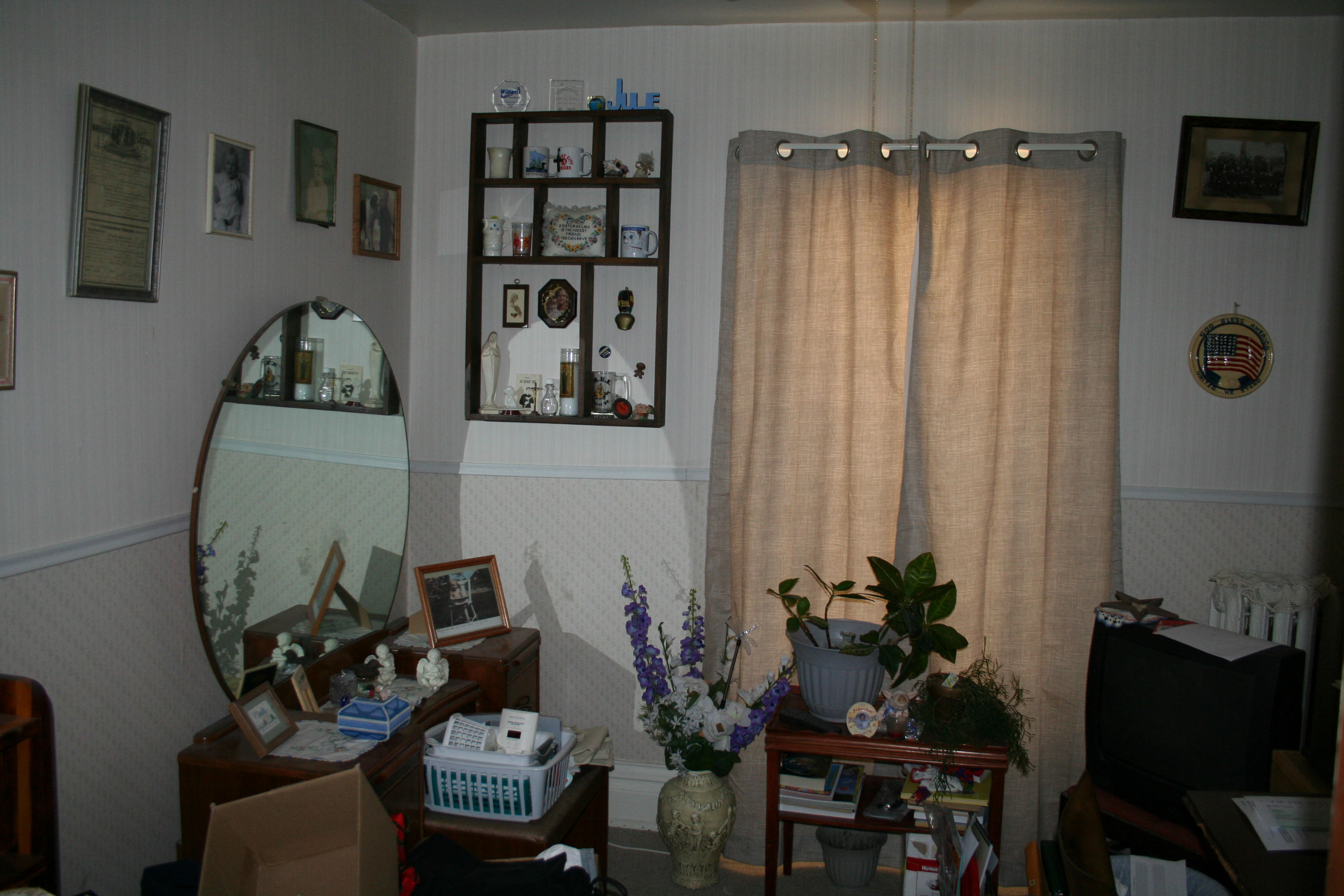 201 W 3rd Ave