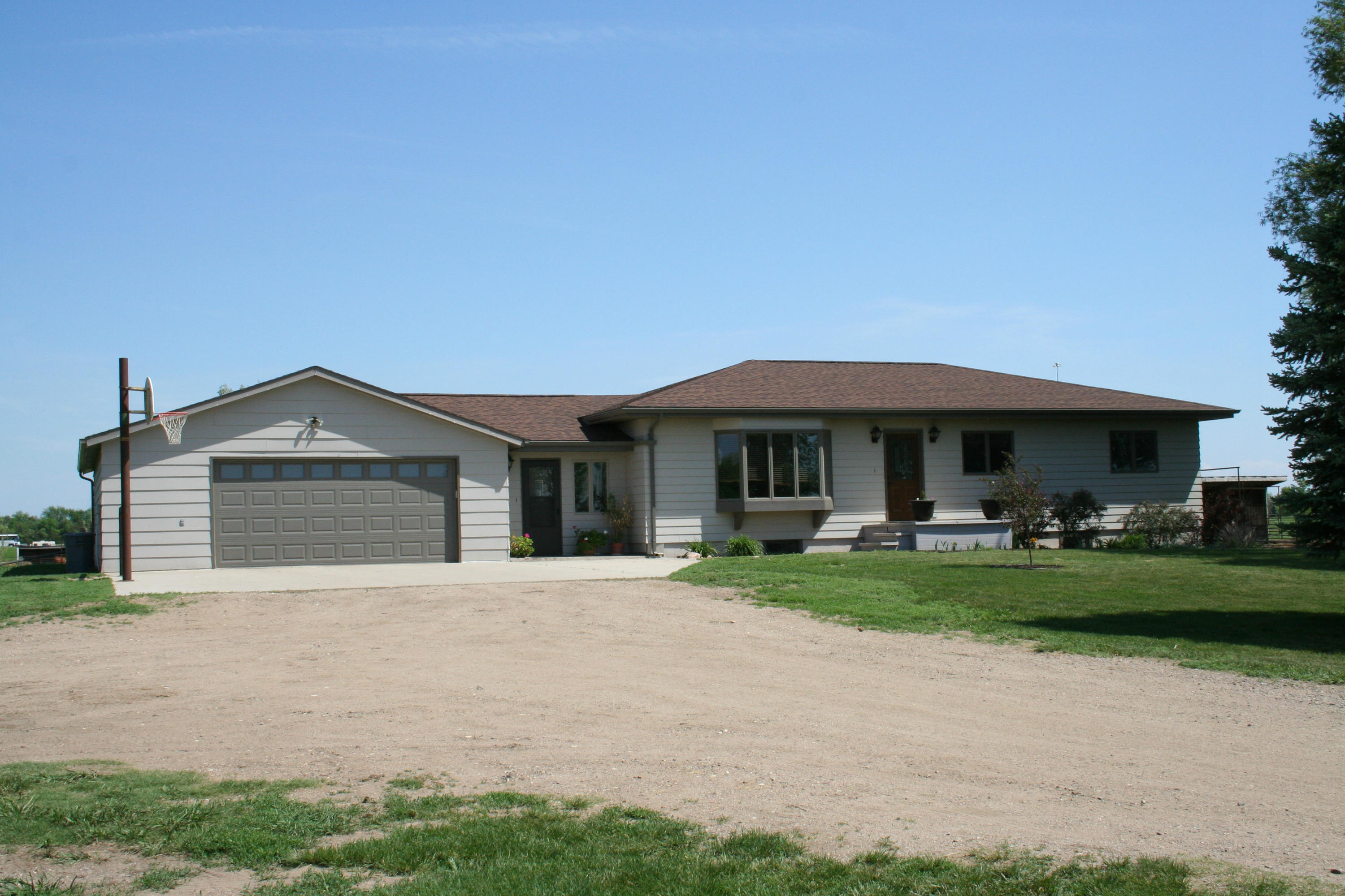 2440 W Spruce