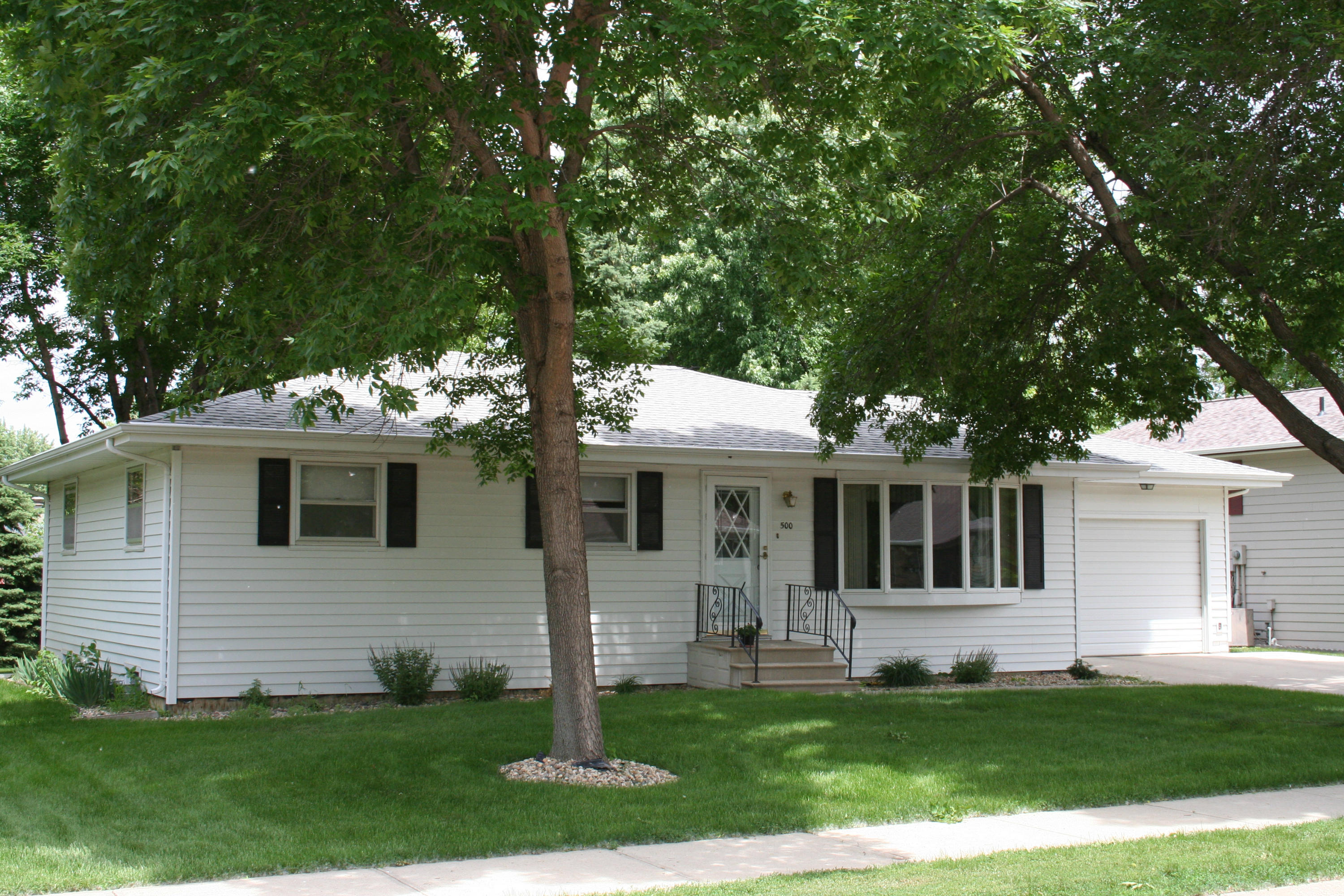 500 E 14th