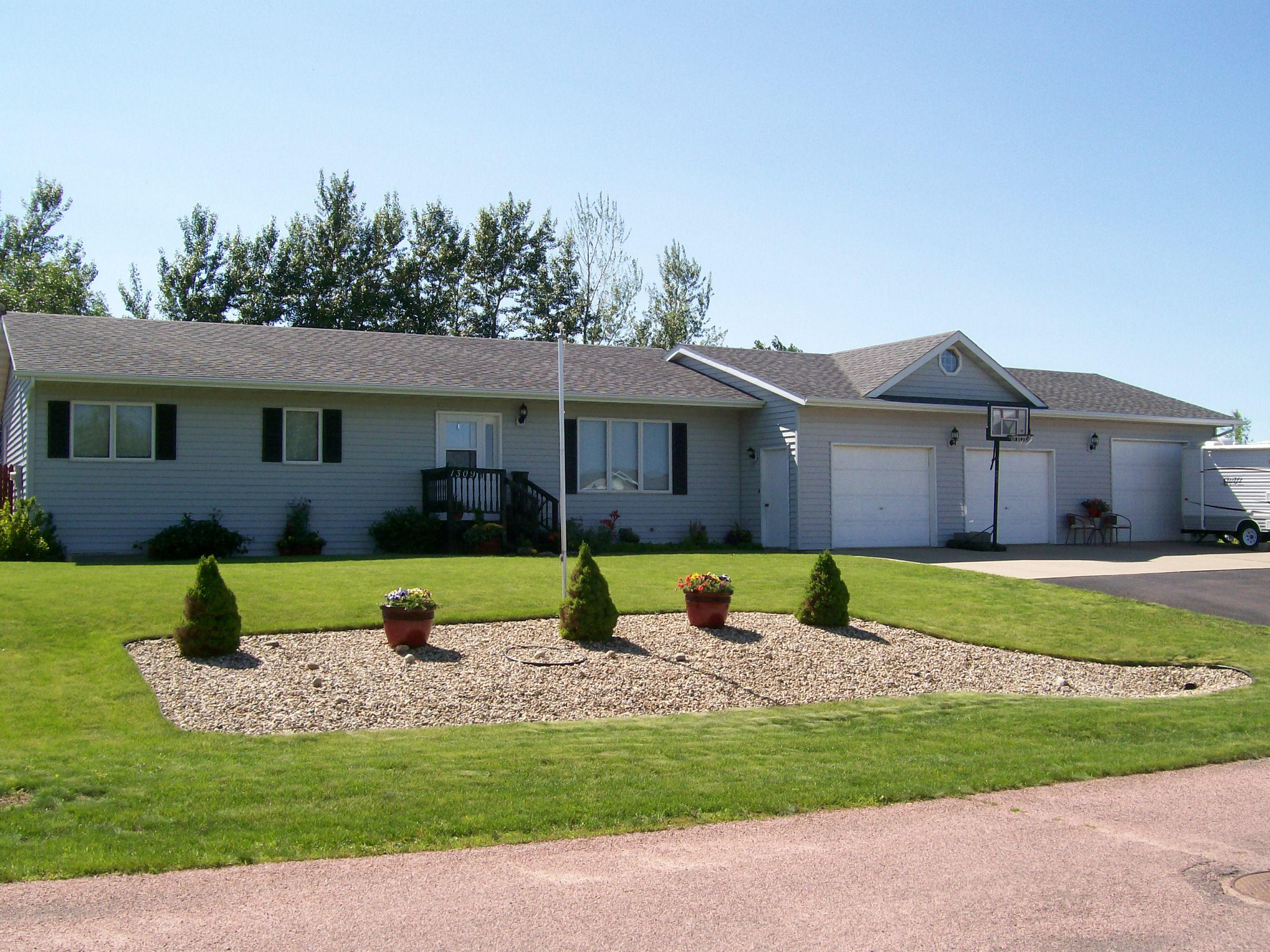 1309 S. Lynn