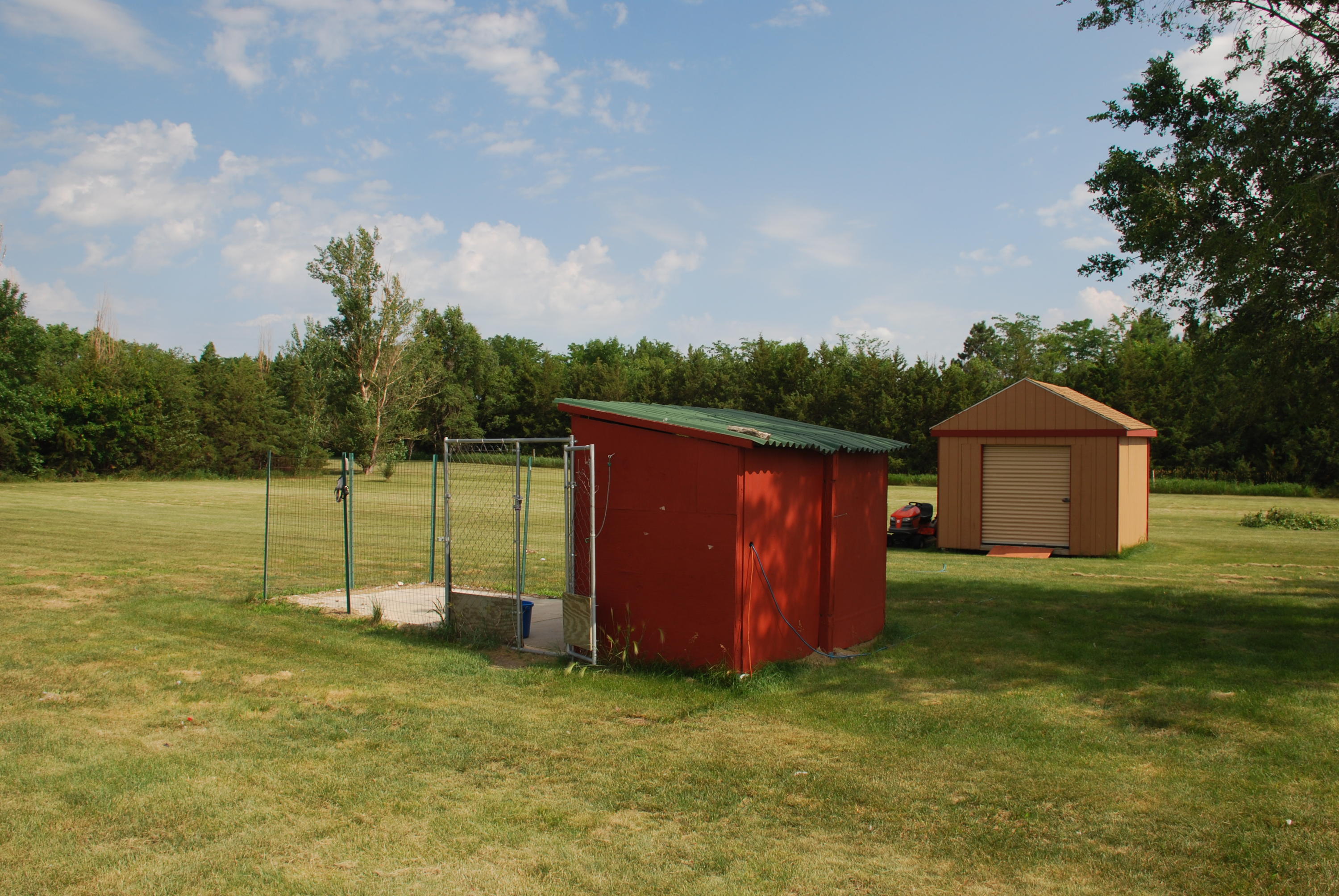 1041 Carl Rd