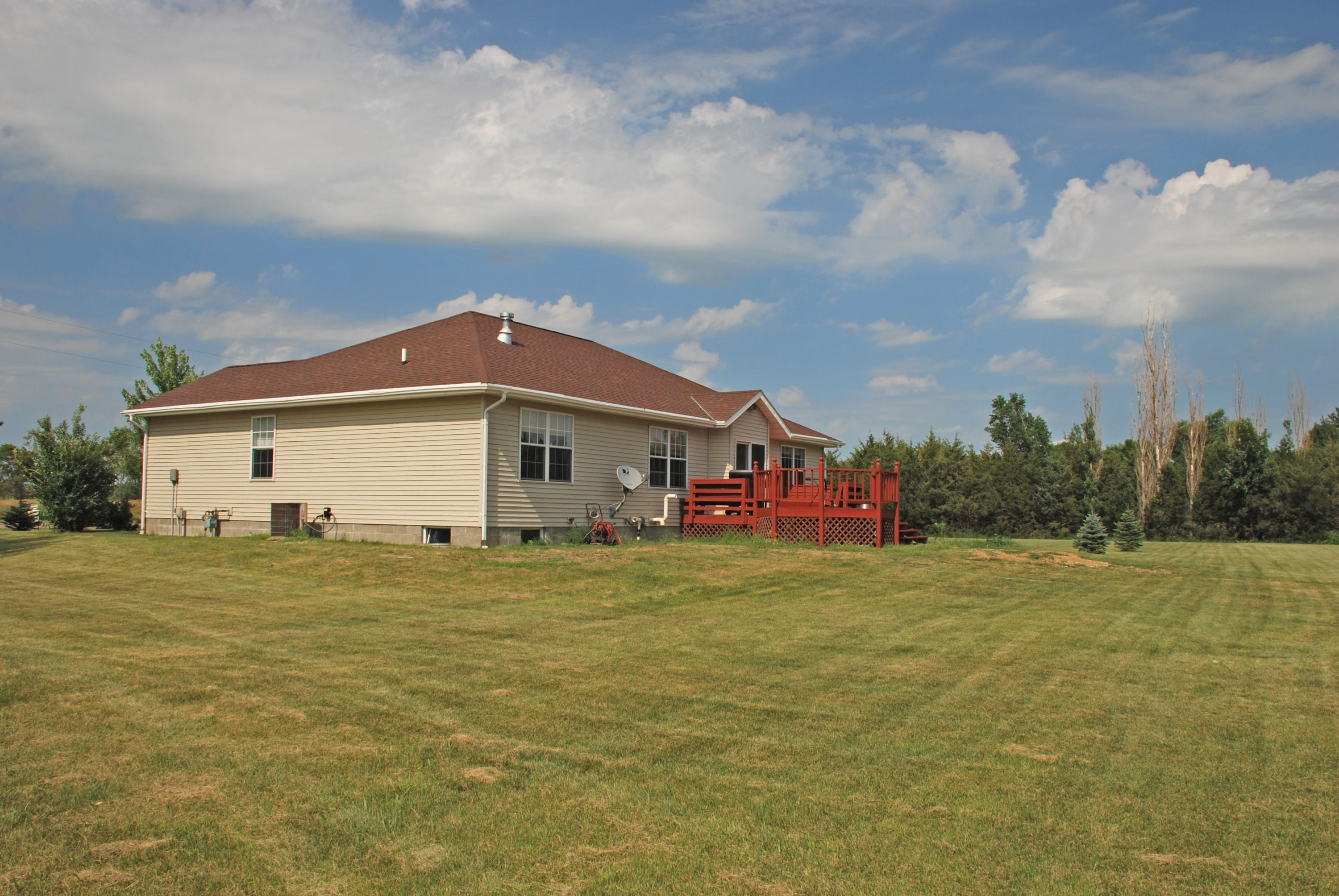 1041 Carl Rd