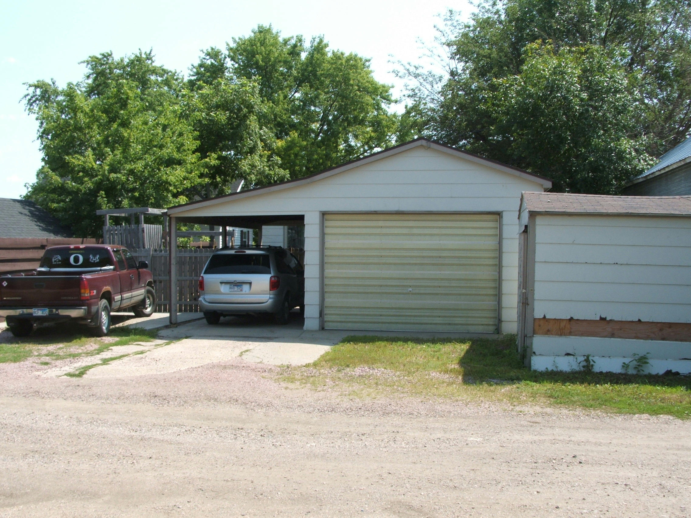 608 E Ash Ave