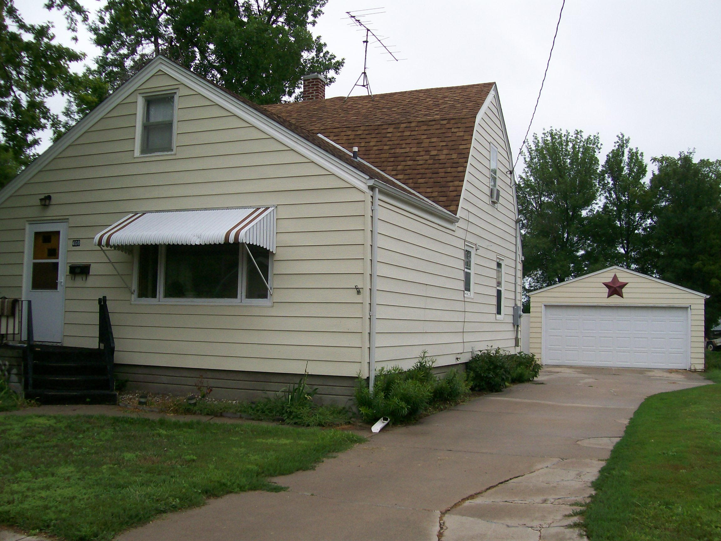 408 South 1st St