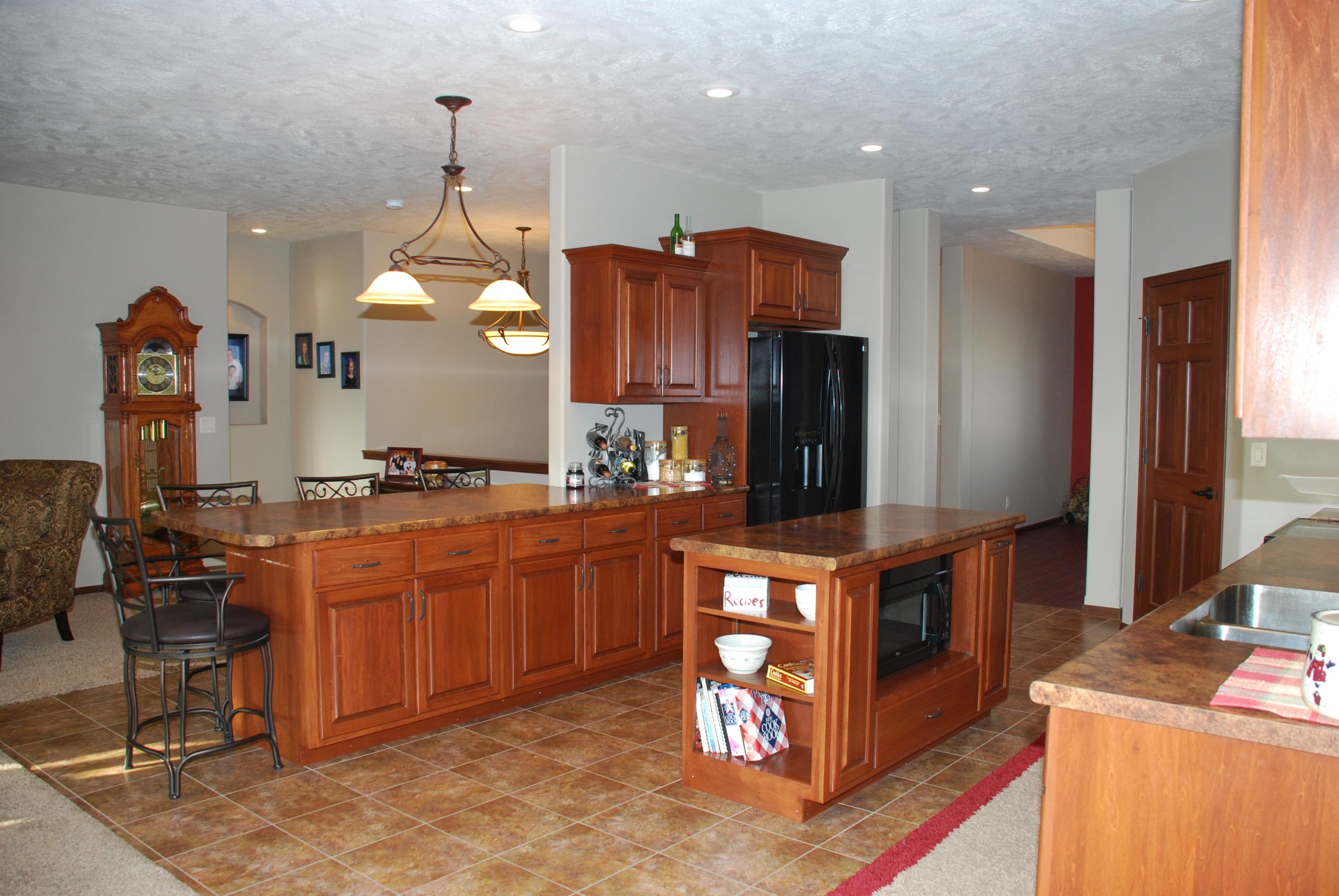 3217 Maui Dr