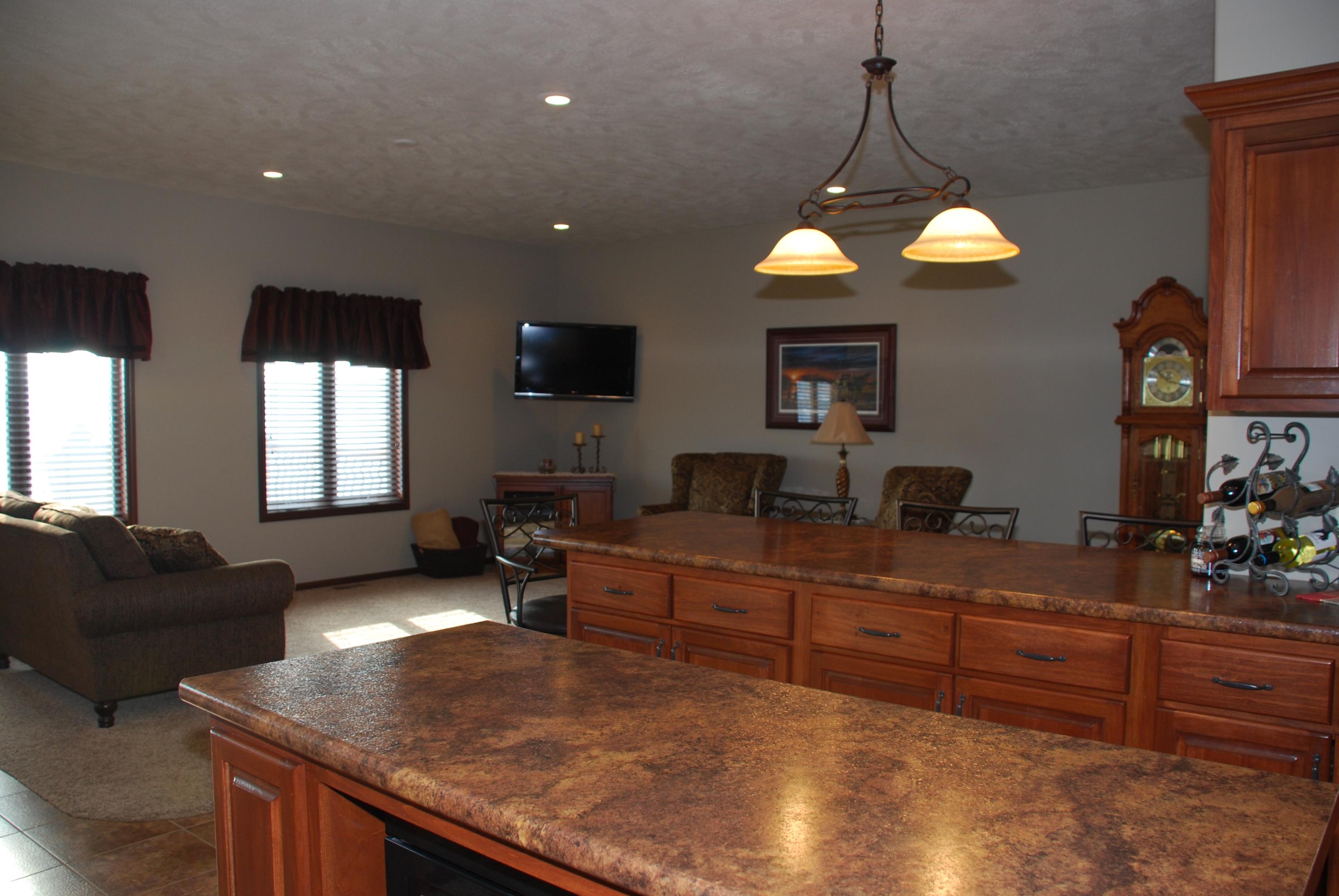 3217 Maui Dr