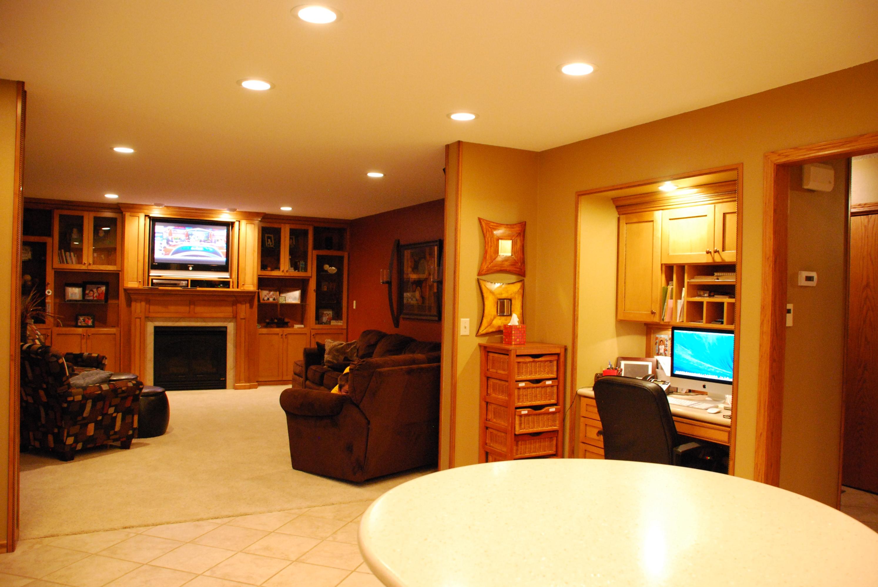 1055 Chalkstone Dr