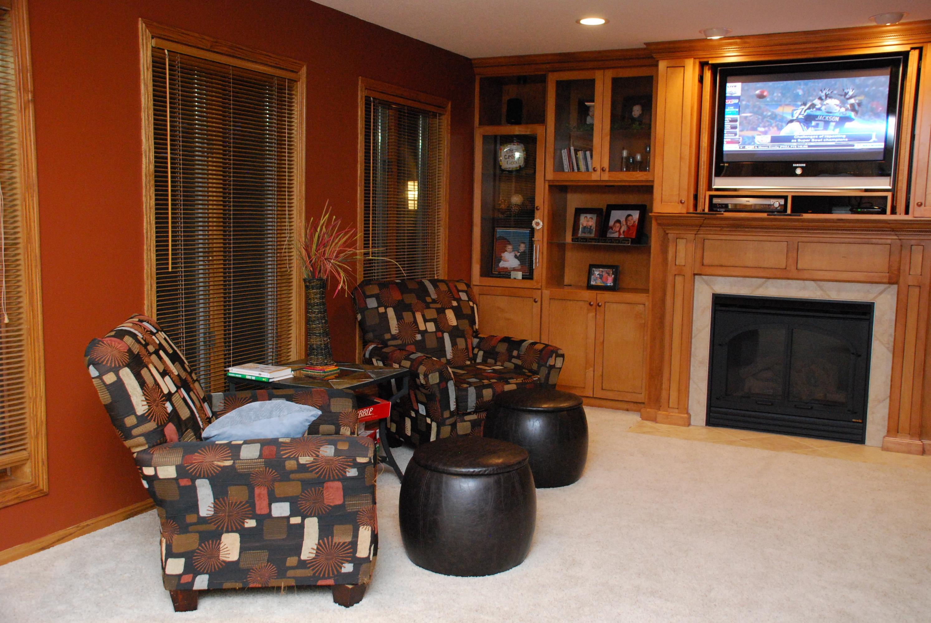 1055 Chalkstone Dr