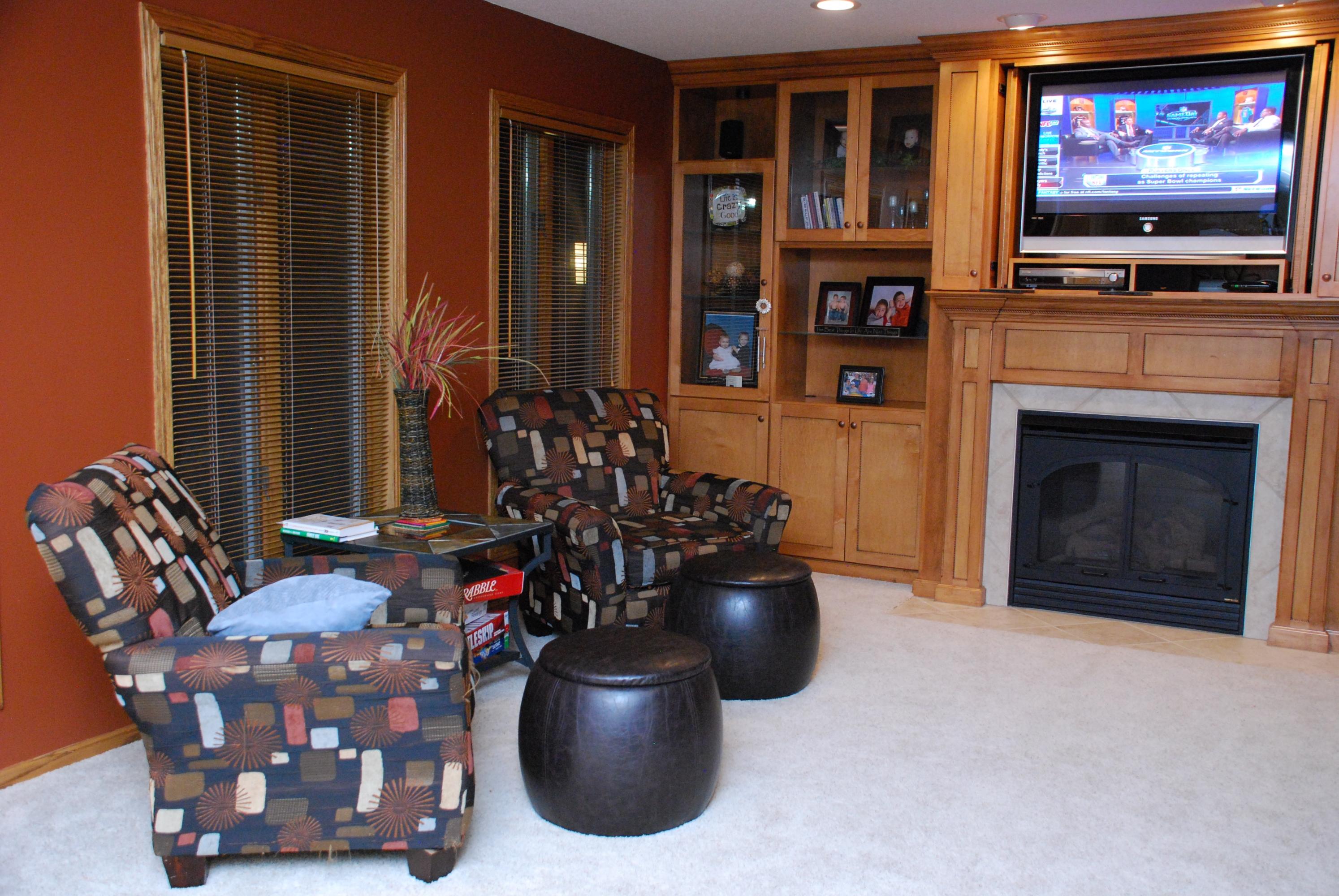 1055 Chalkstone Dr