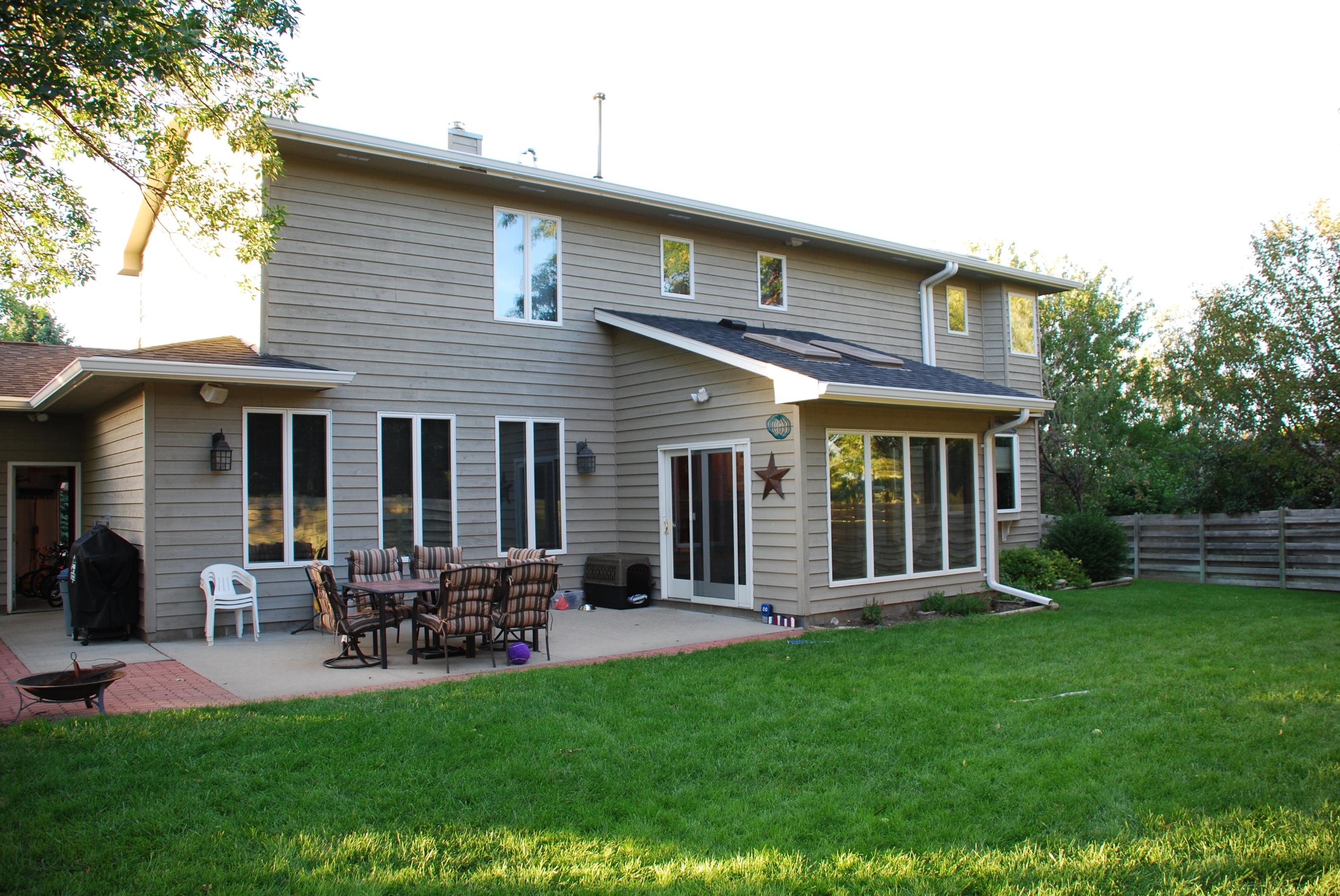1055 Chalkstone Dr