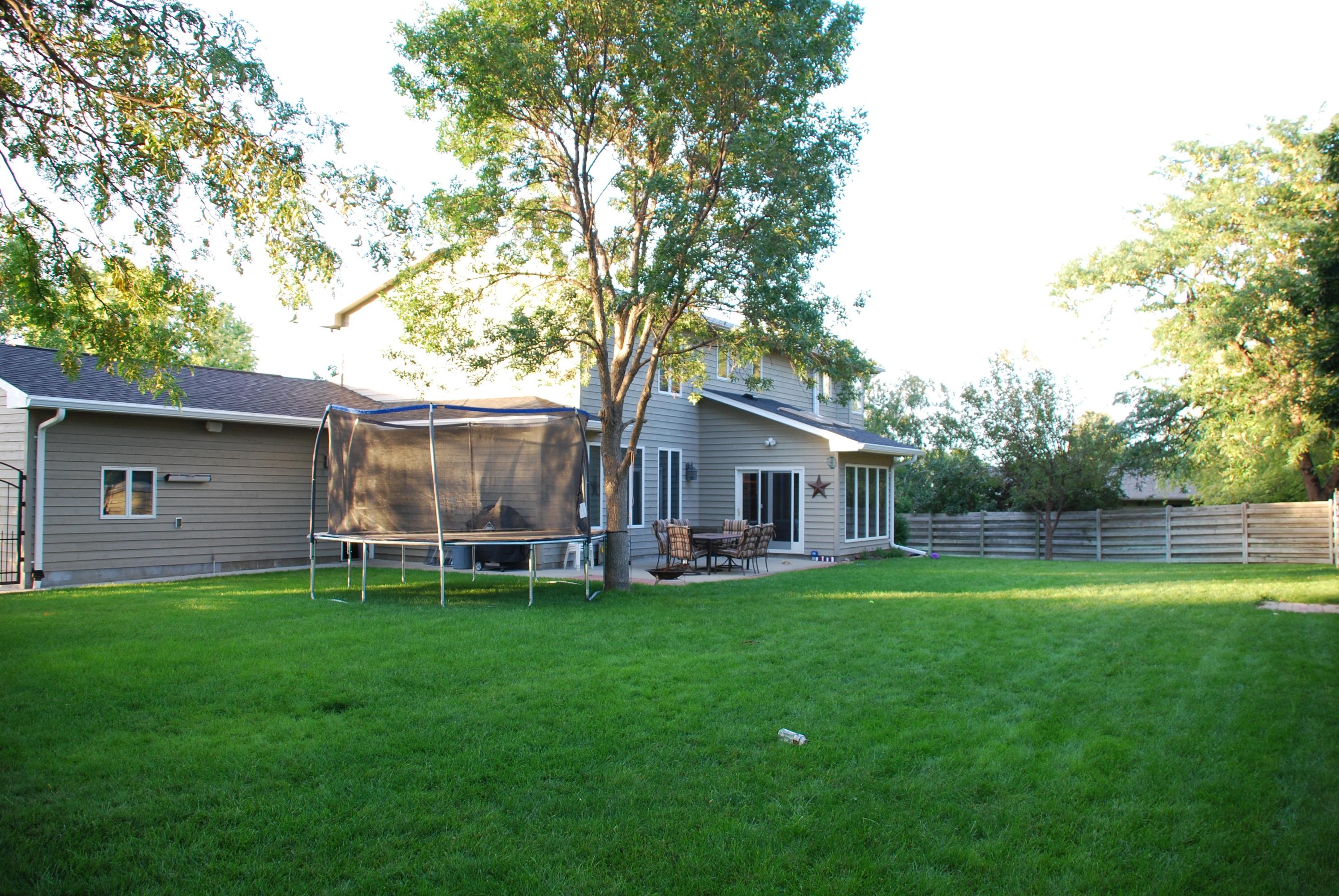 1055 Chalkstone Dr