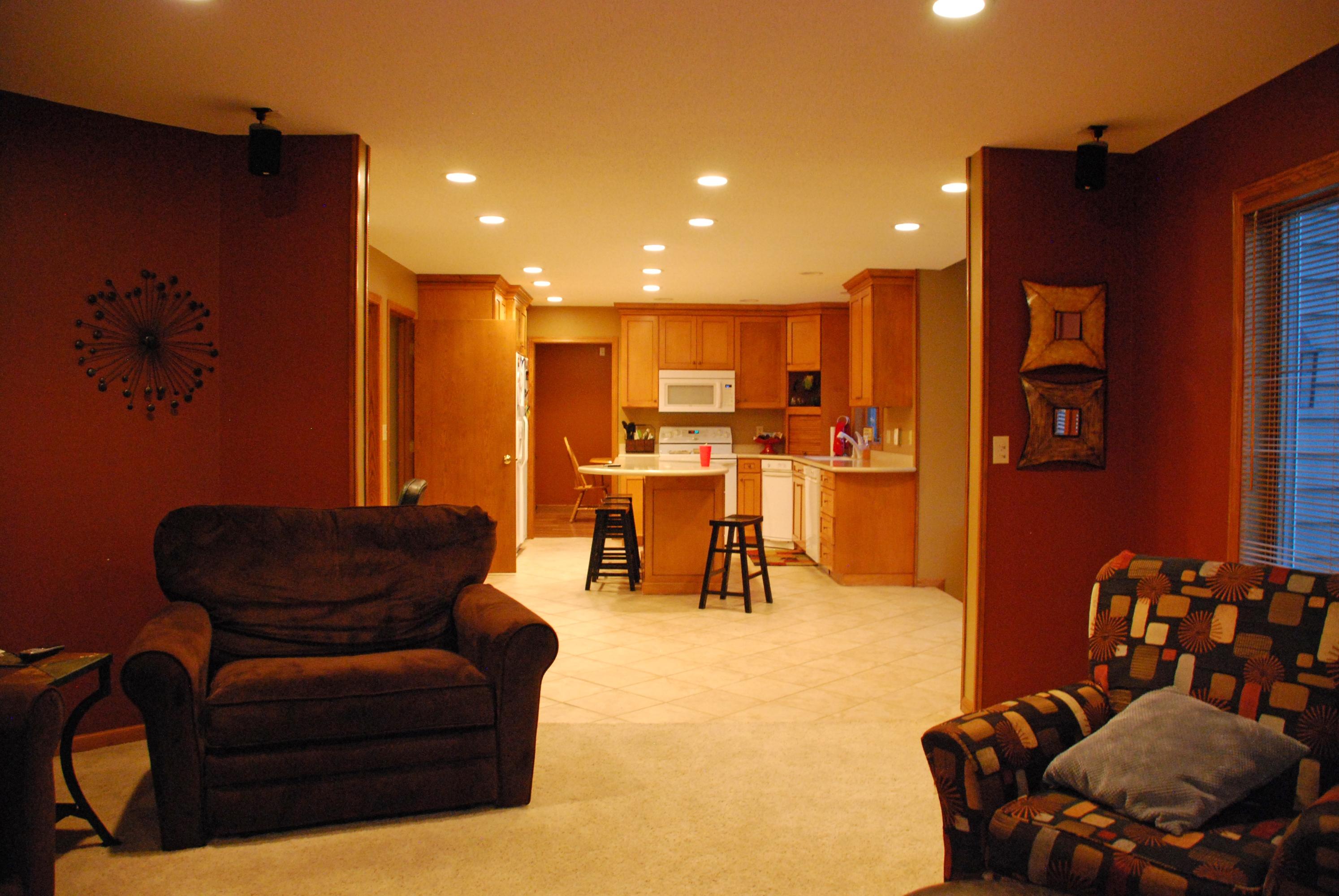 1055 Chalkstone Dr