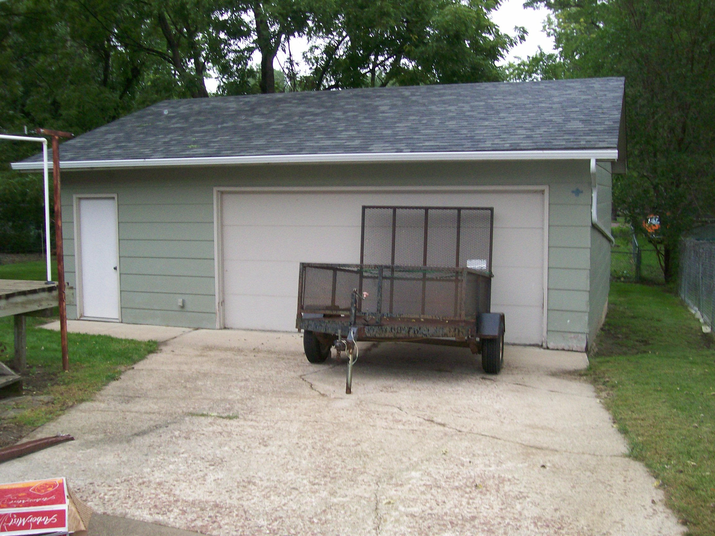 416 E 14th Ave