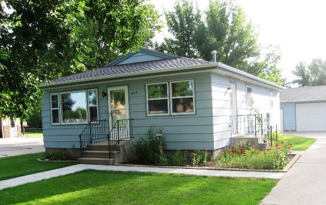 914 N Mentzer