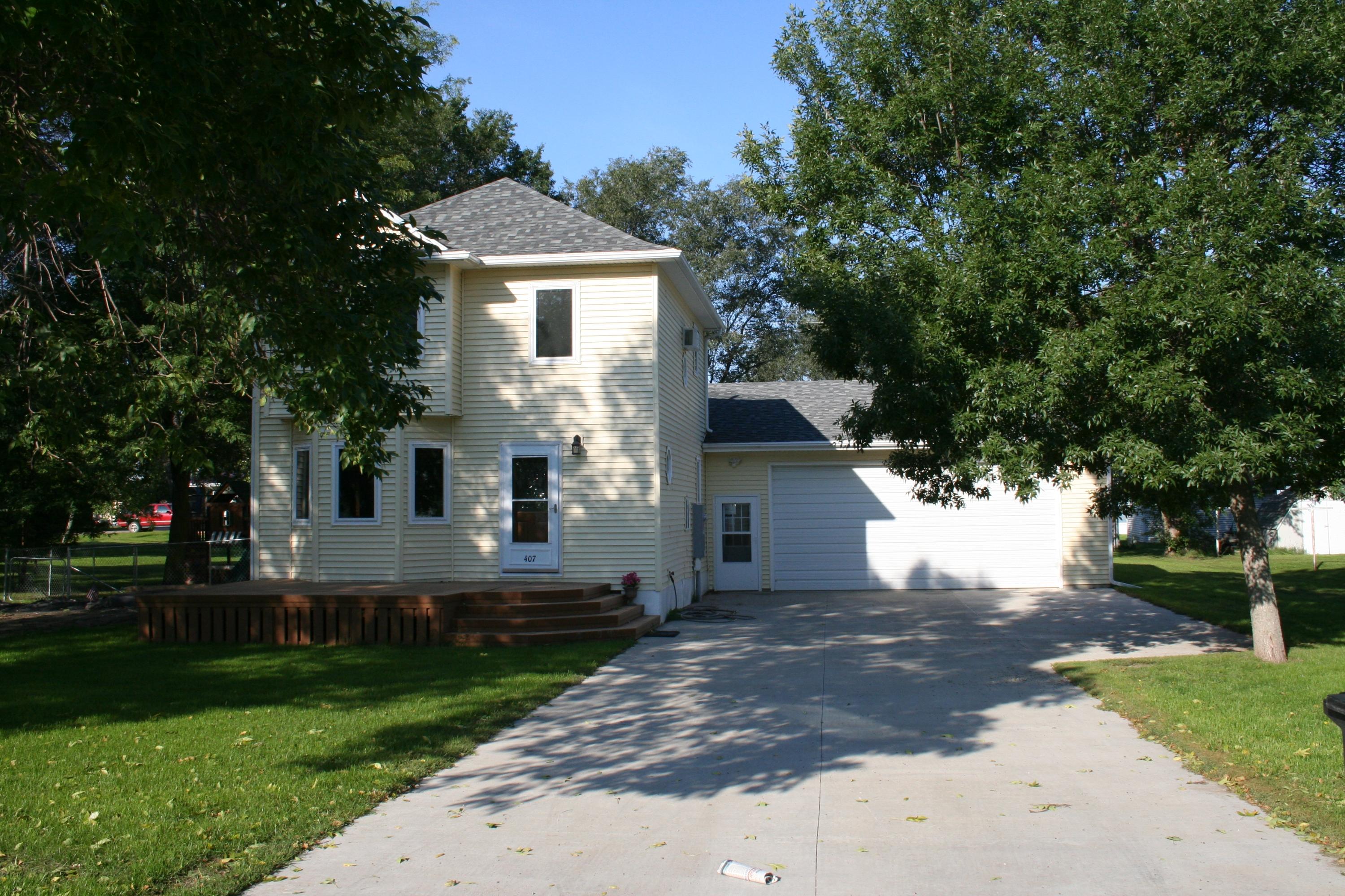 407 N Lindman