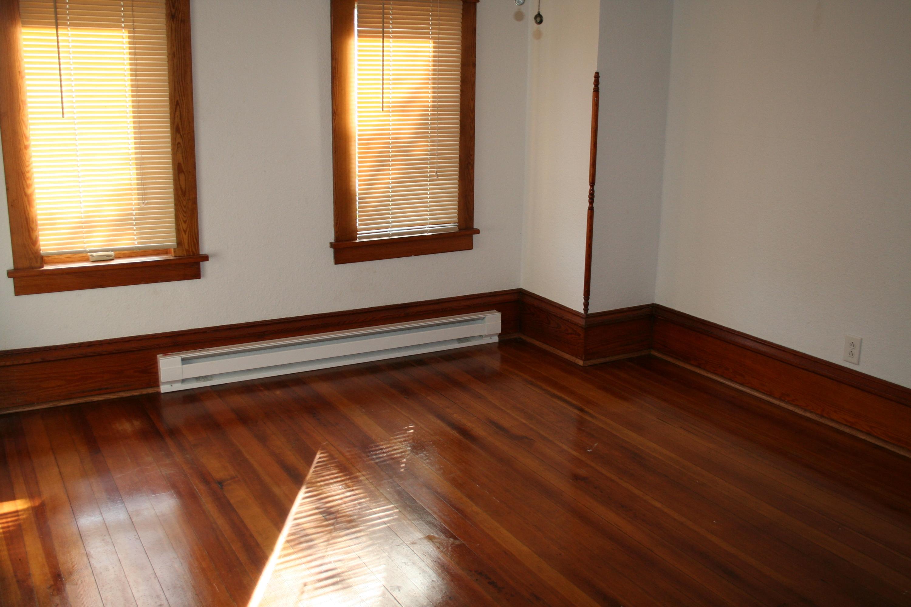 407 N Lindman