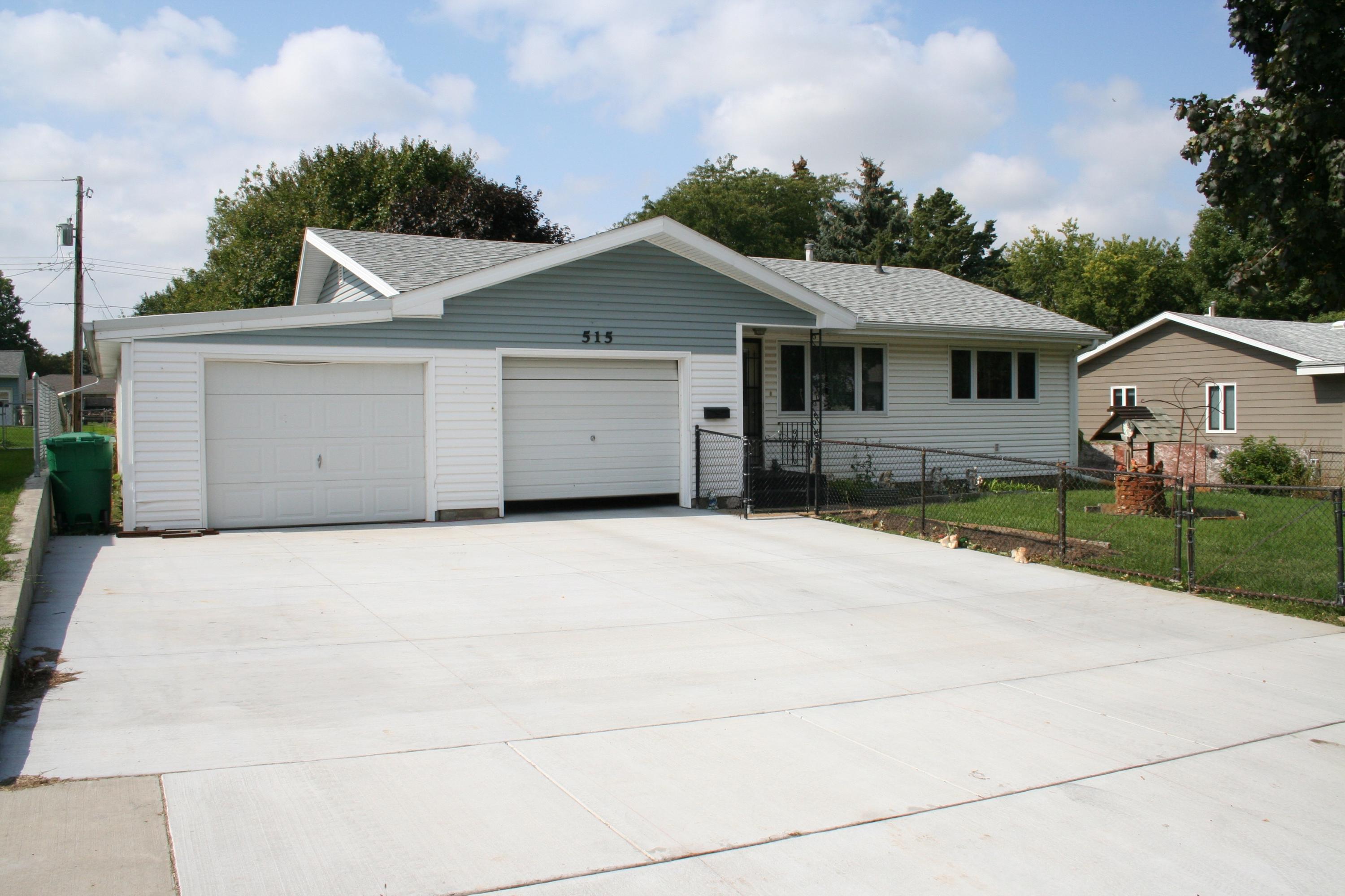 515 S Iowa