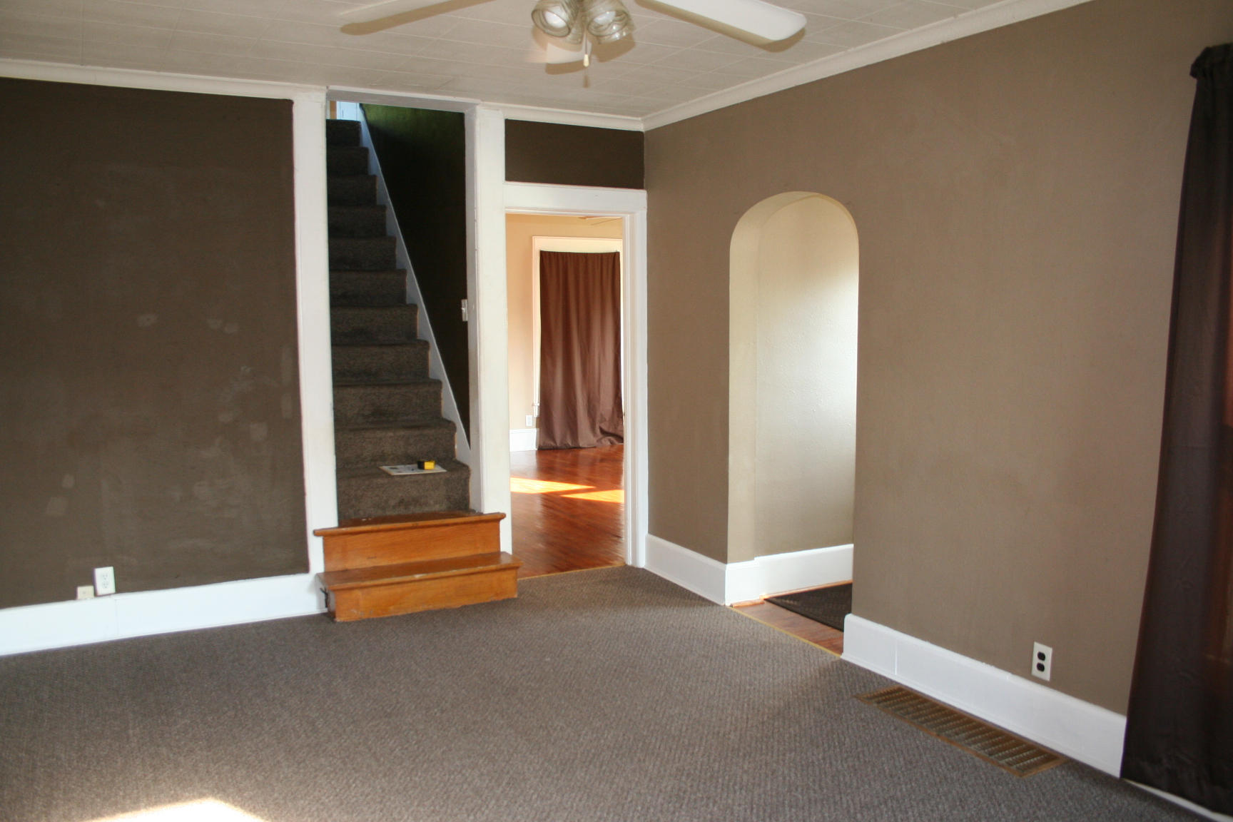 420 E 2nd Ave