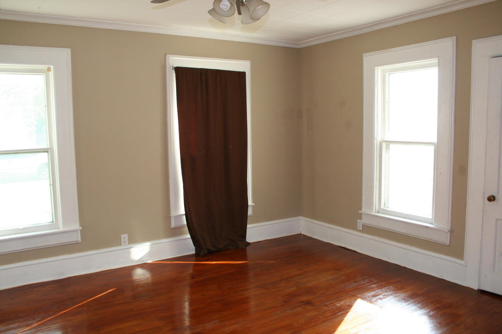 420 E 2nd Ave