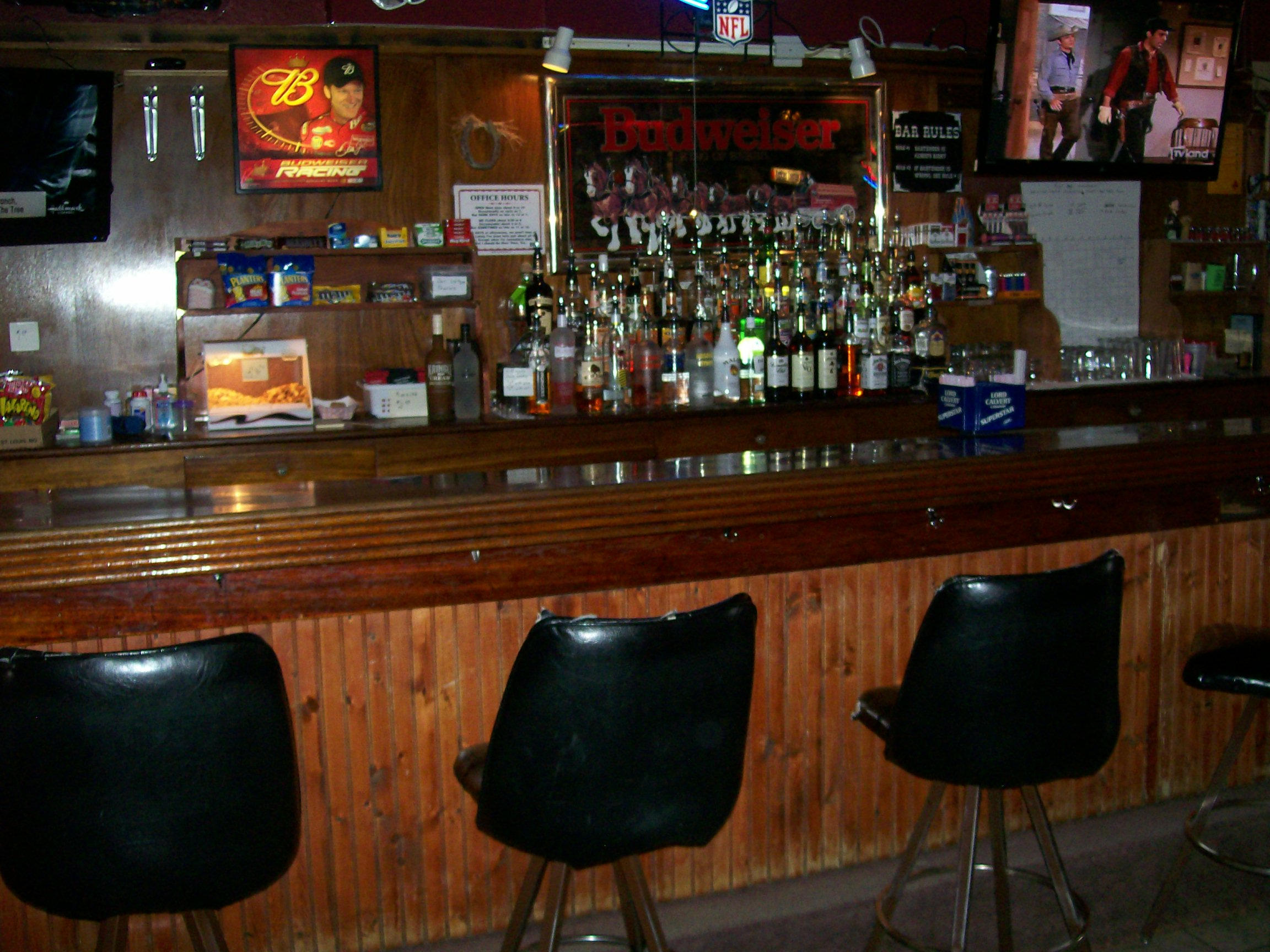437 Main St