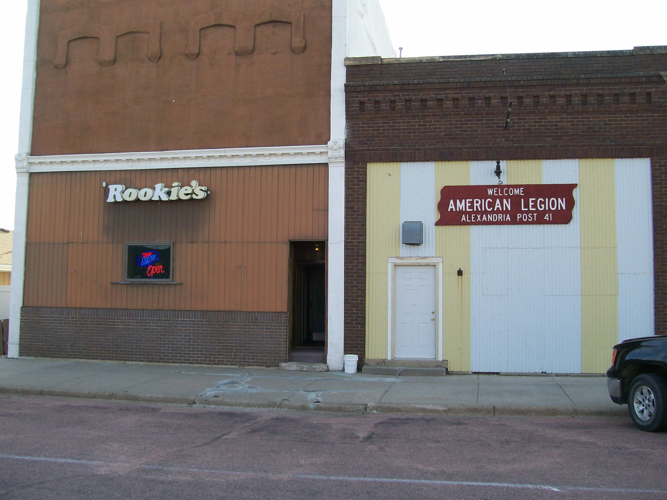 437 Main St