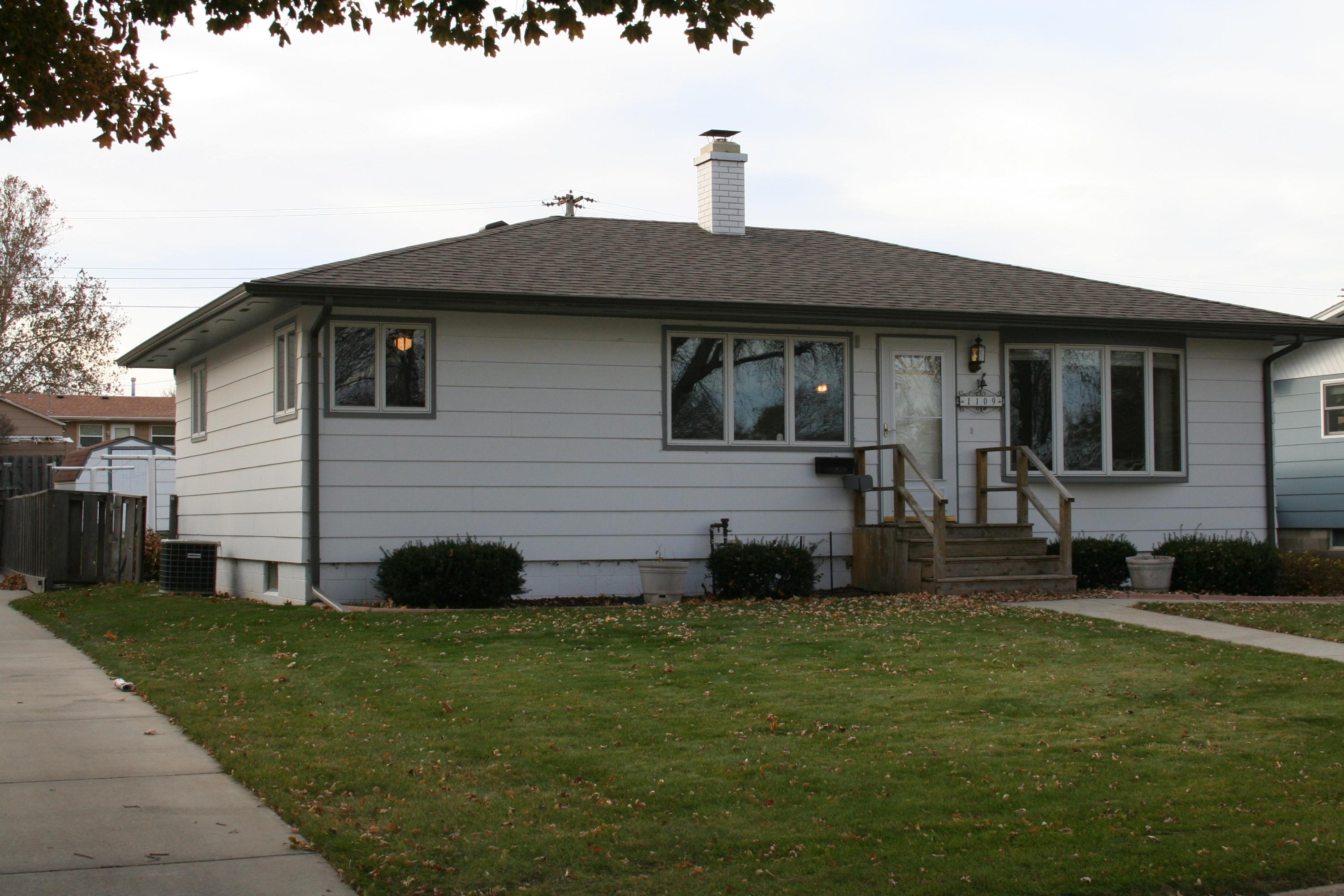 1109 W 6th Ave
