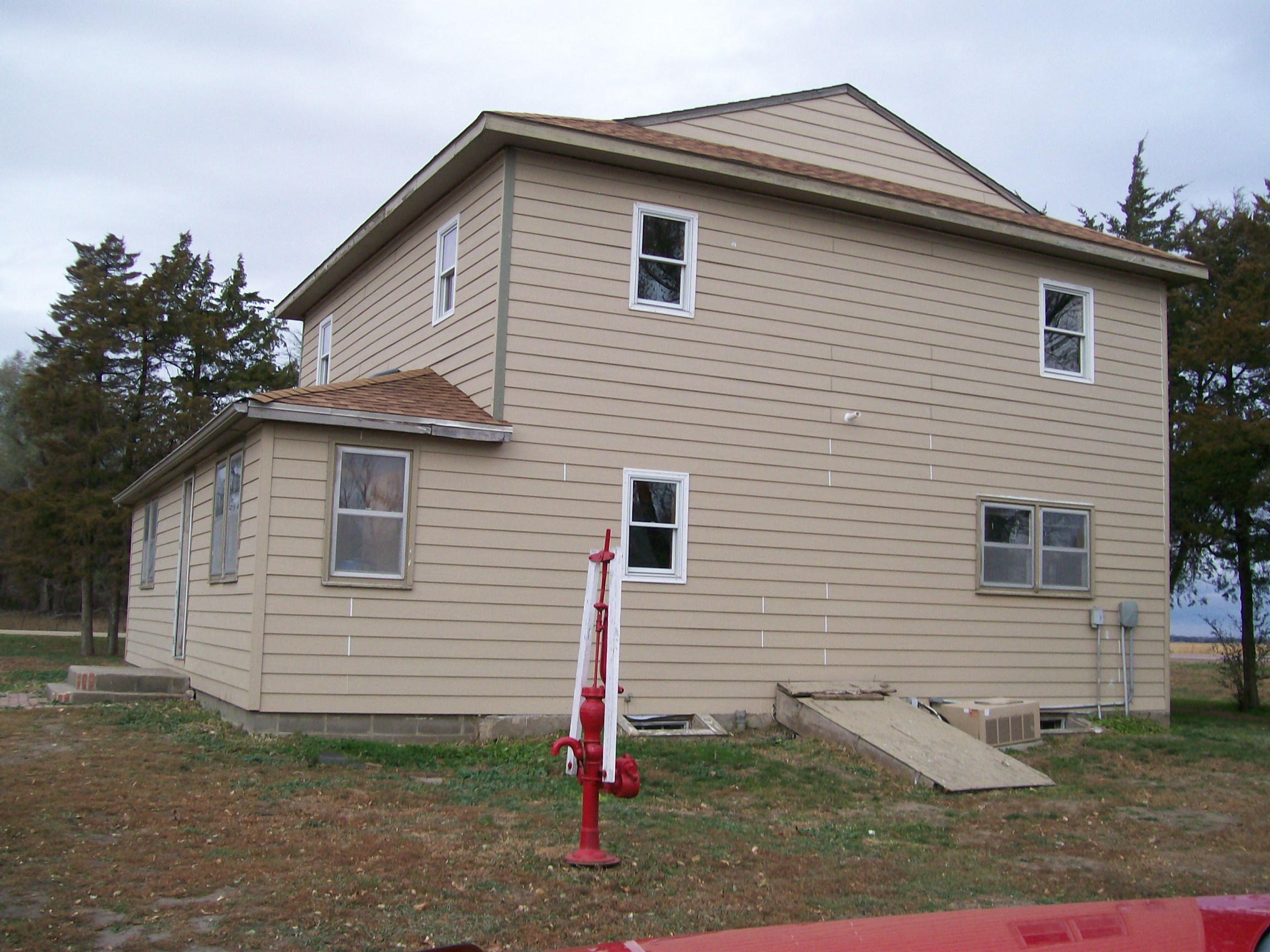 41503 Hwy-42 Way