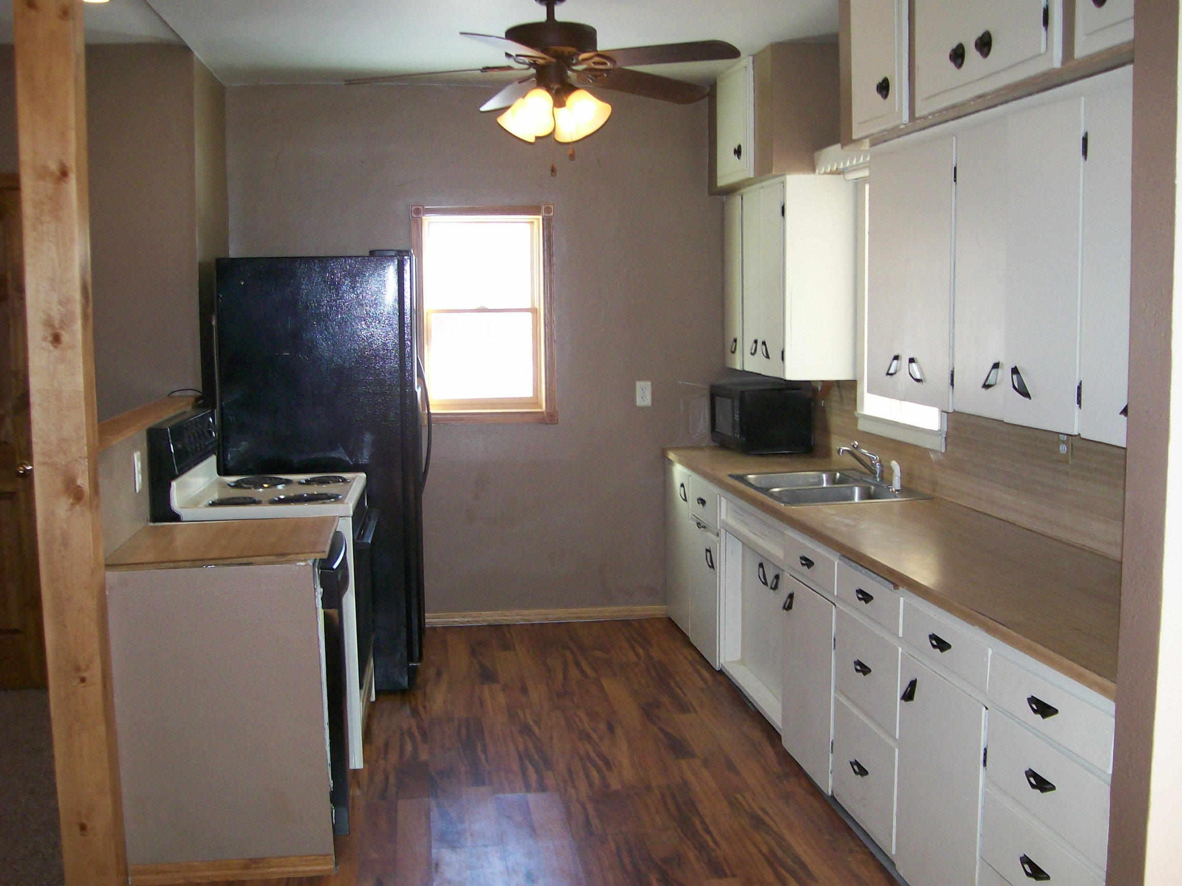 41503 Hwy-42 Way