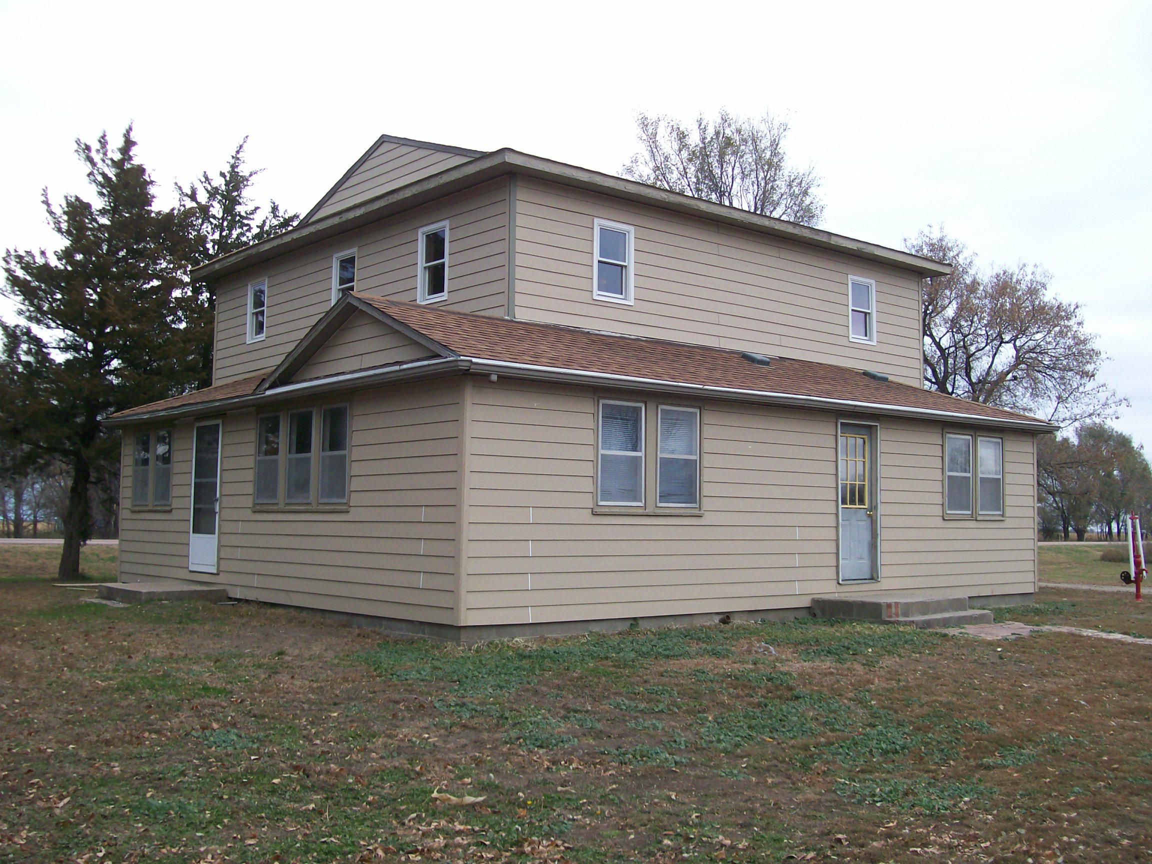 41503 Hwy-42 Way
